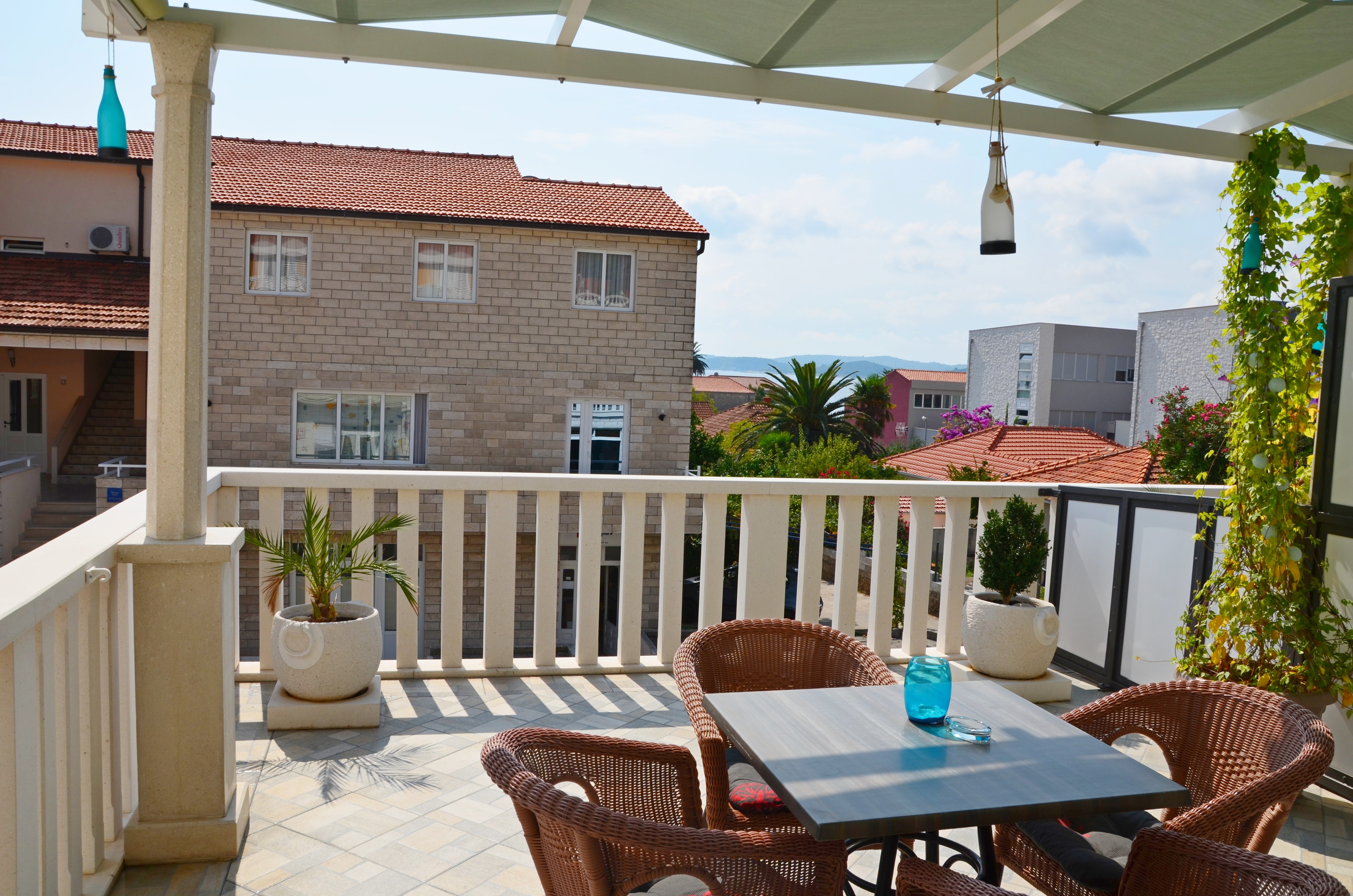 Apartment Capacity 3