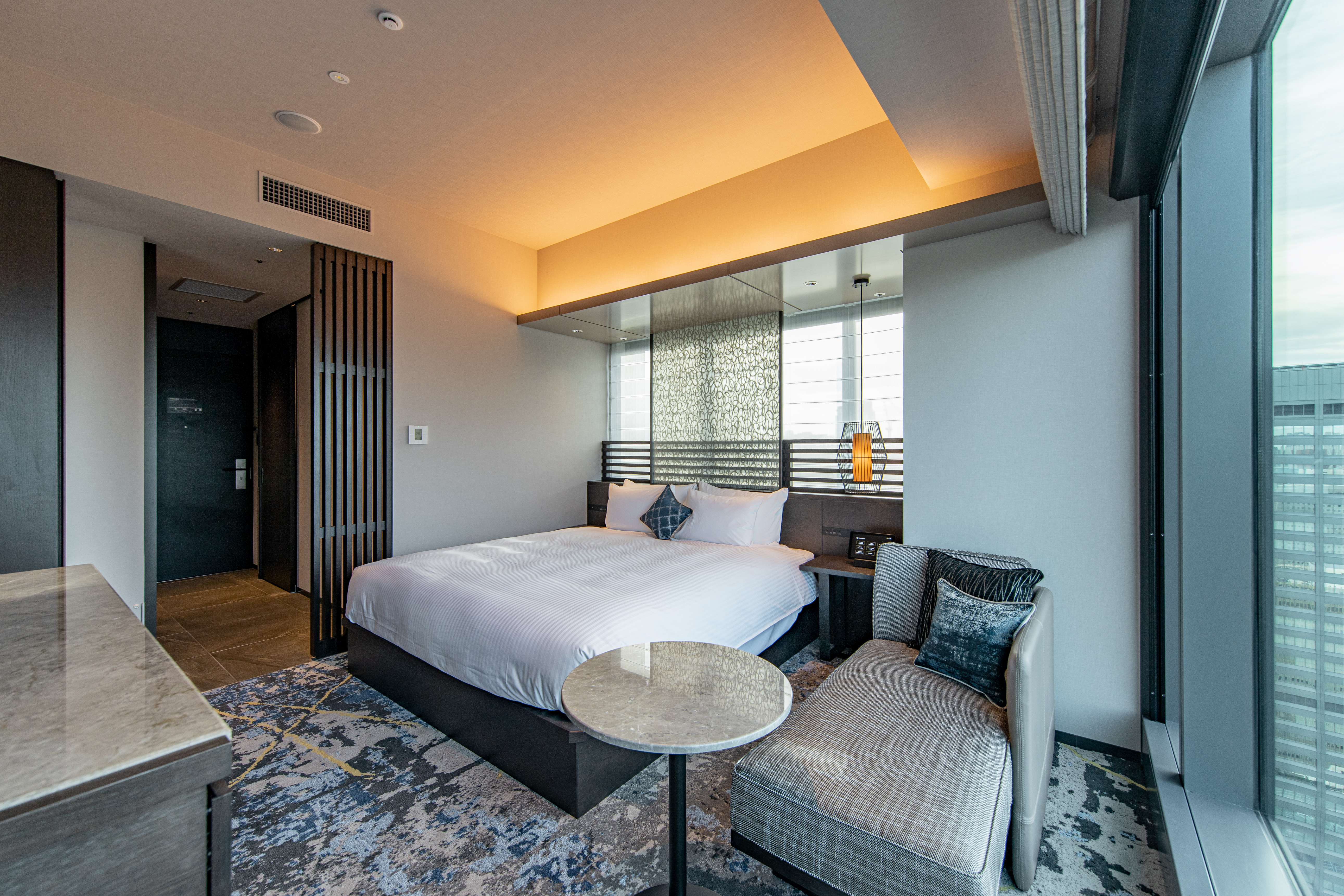 Double Deluxe King Bed