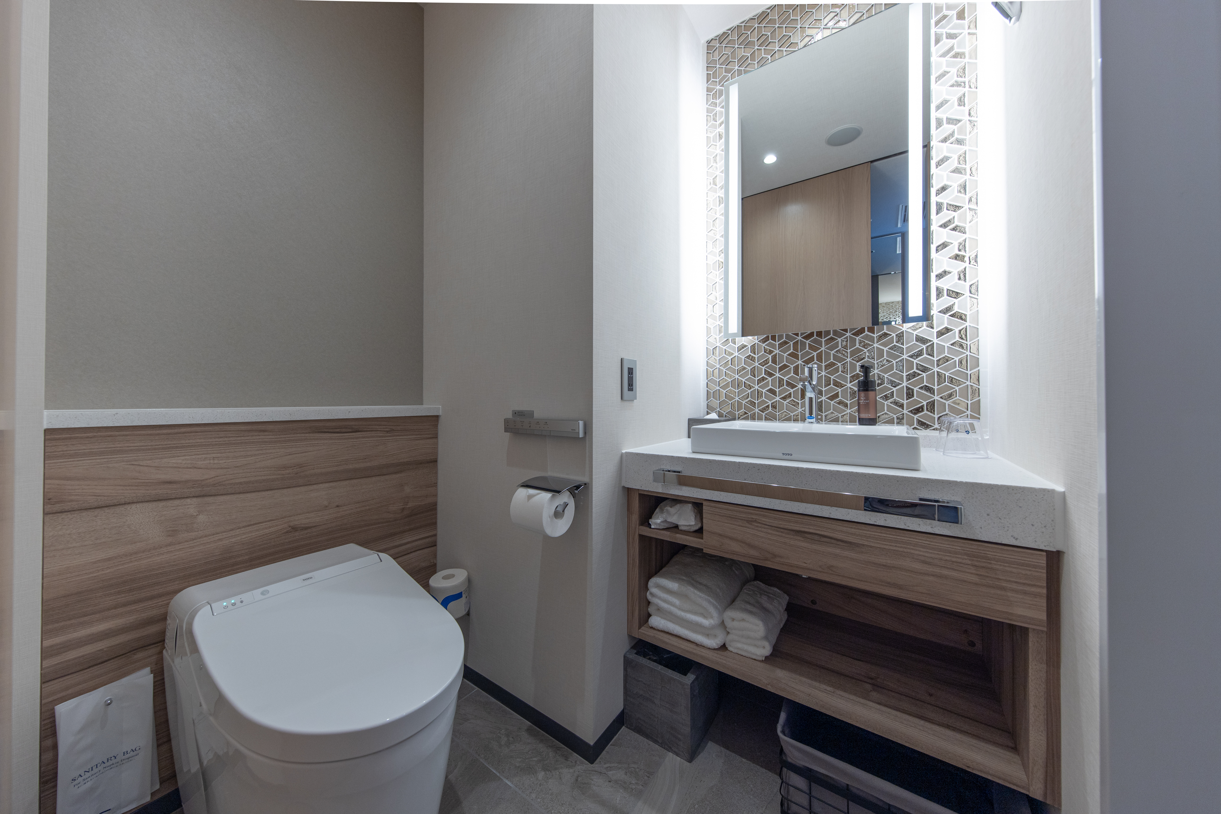 Double Single Superior