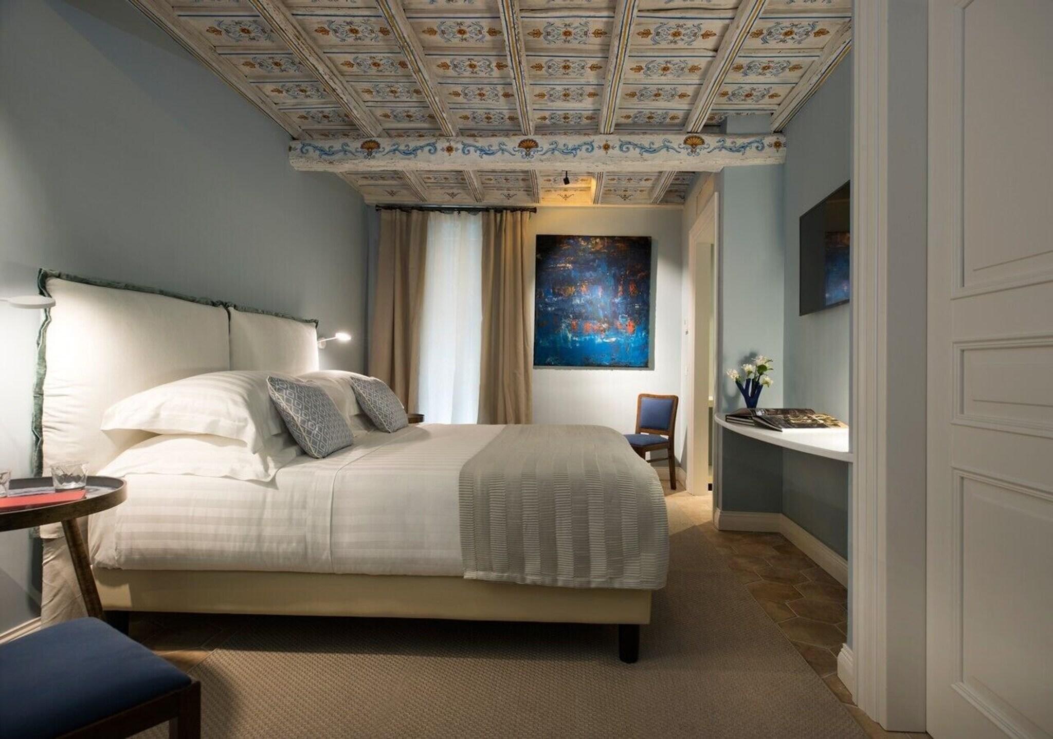 Double King Size Bed