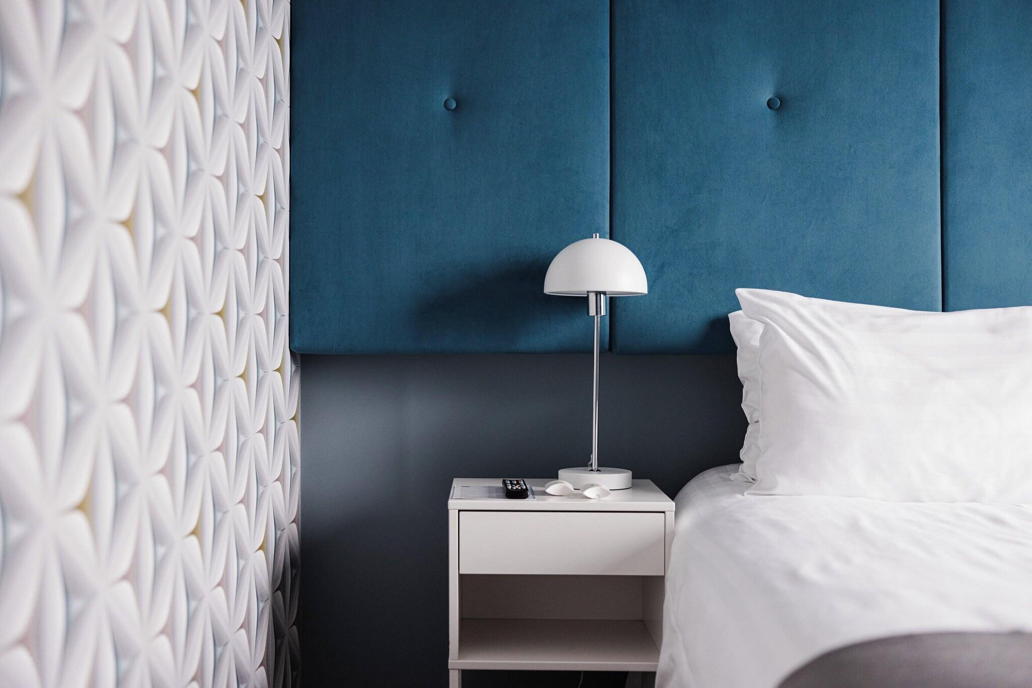 Double Superior King Bed