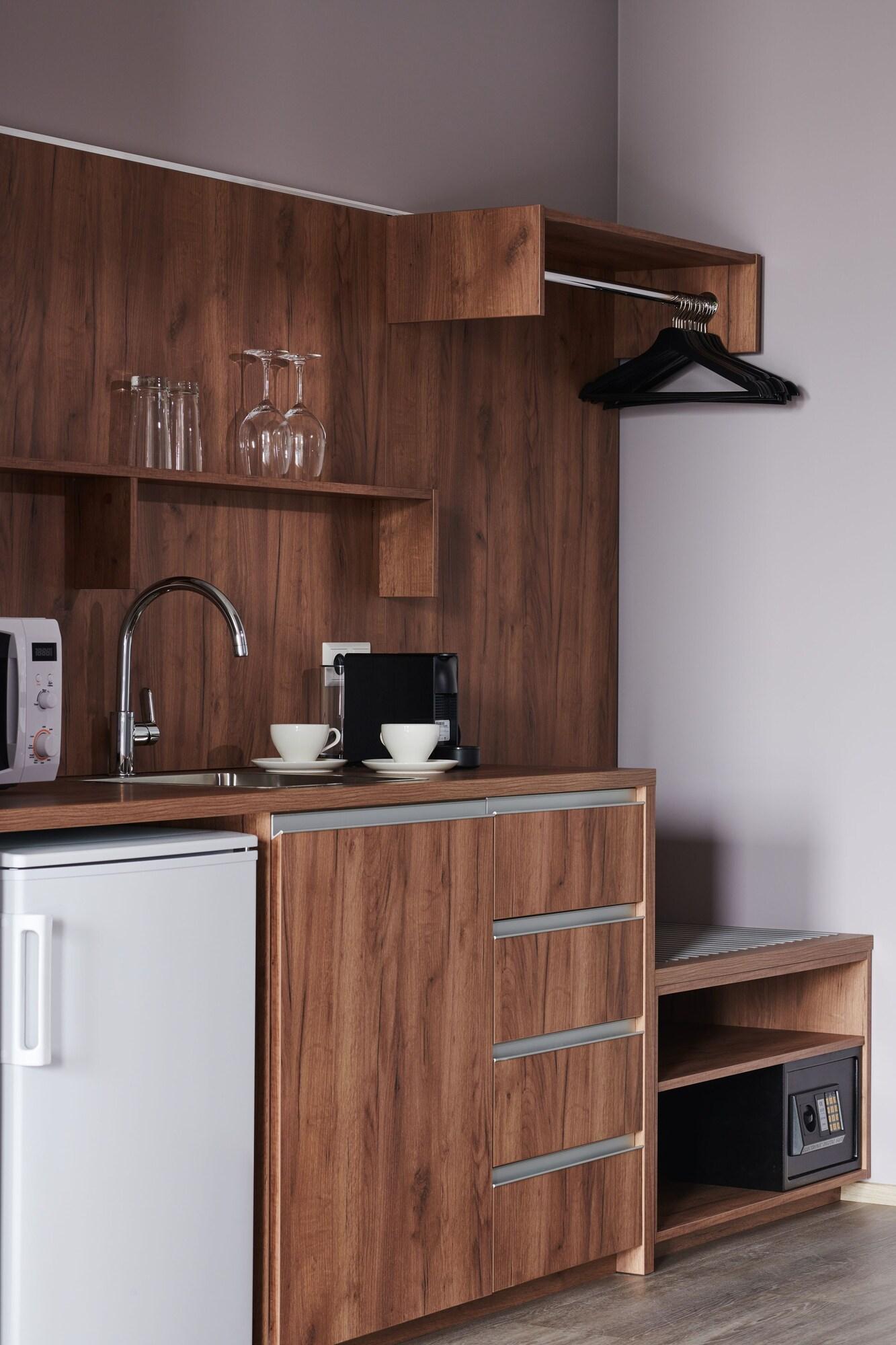 Quadruple with Kitchenette