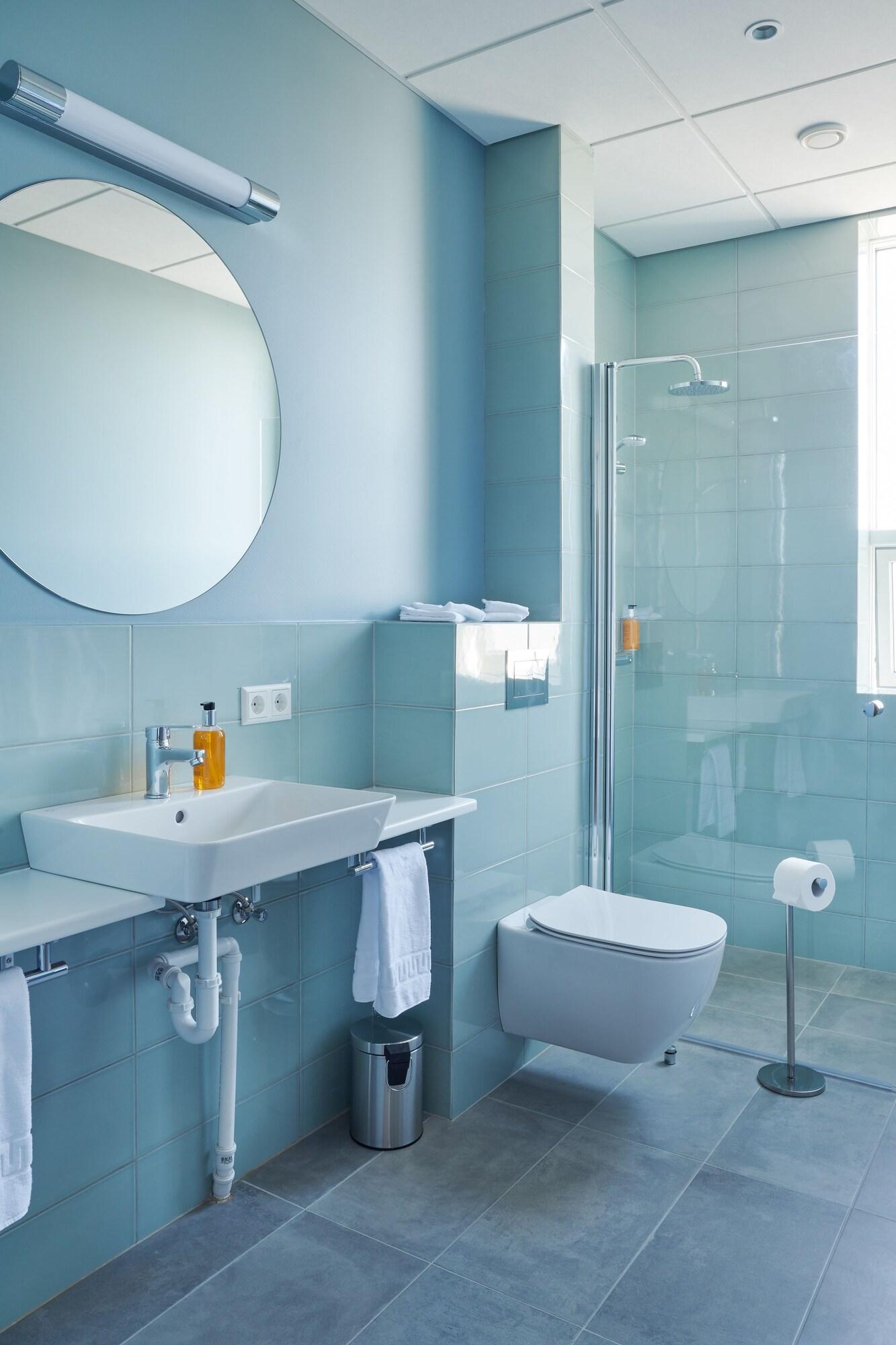 Quadruple with Kitchenette