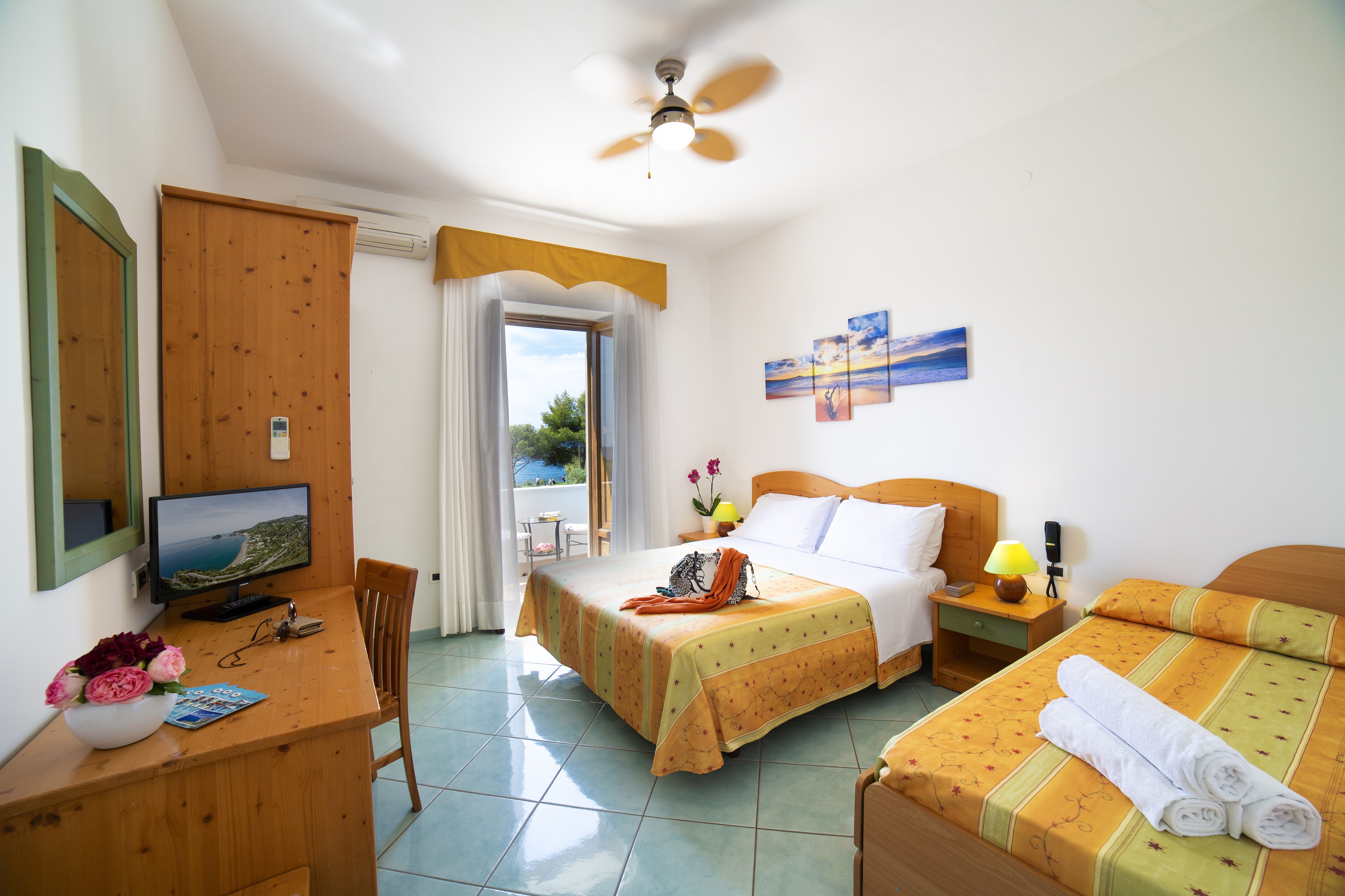 Family Room Sea View