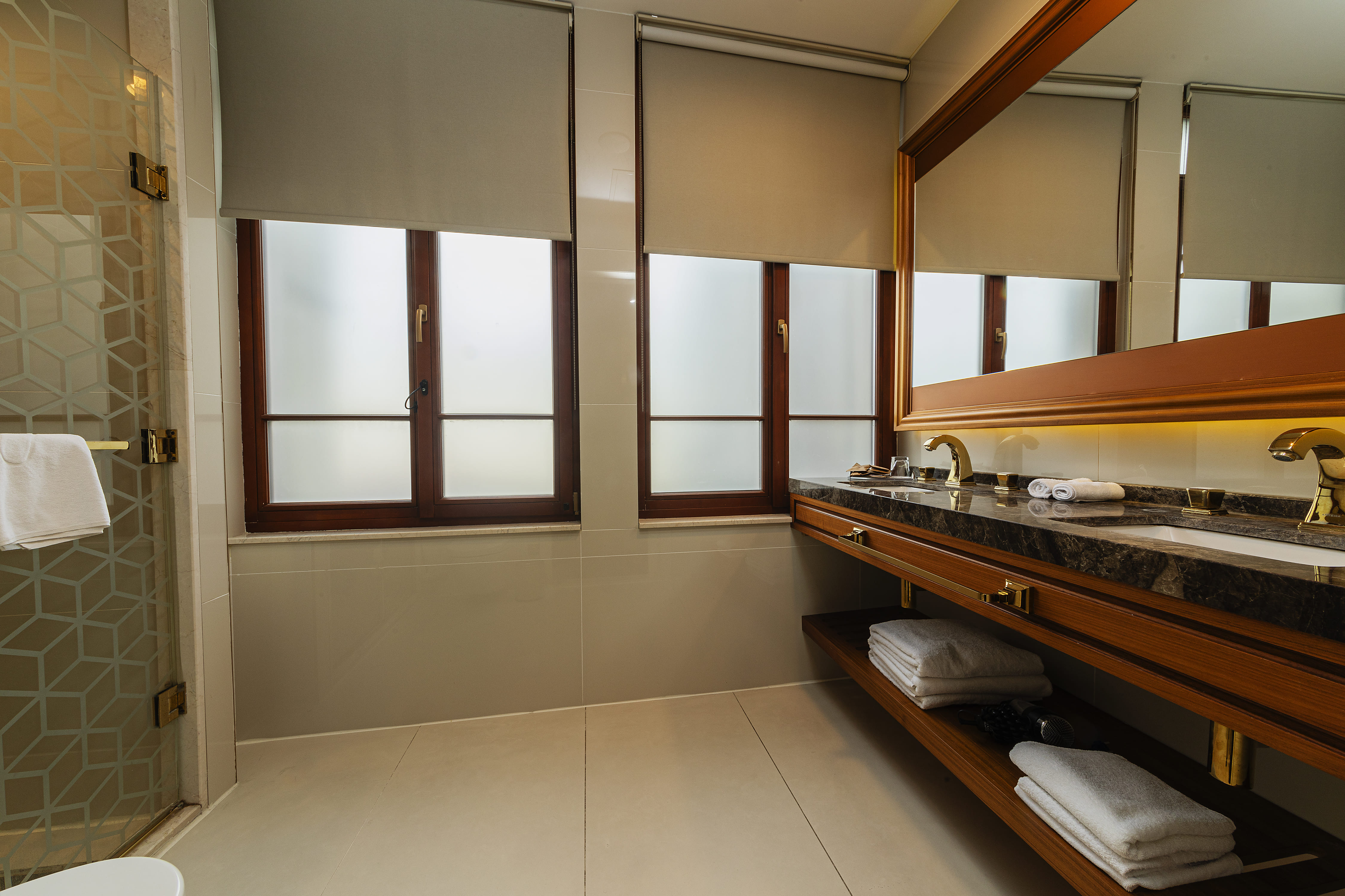 Double or Twin Standard