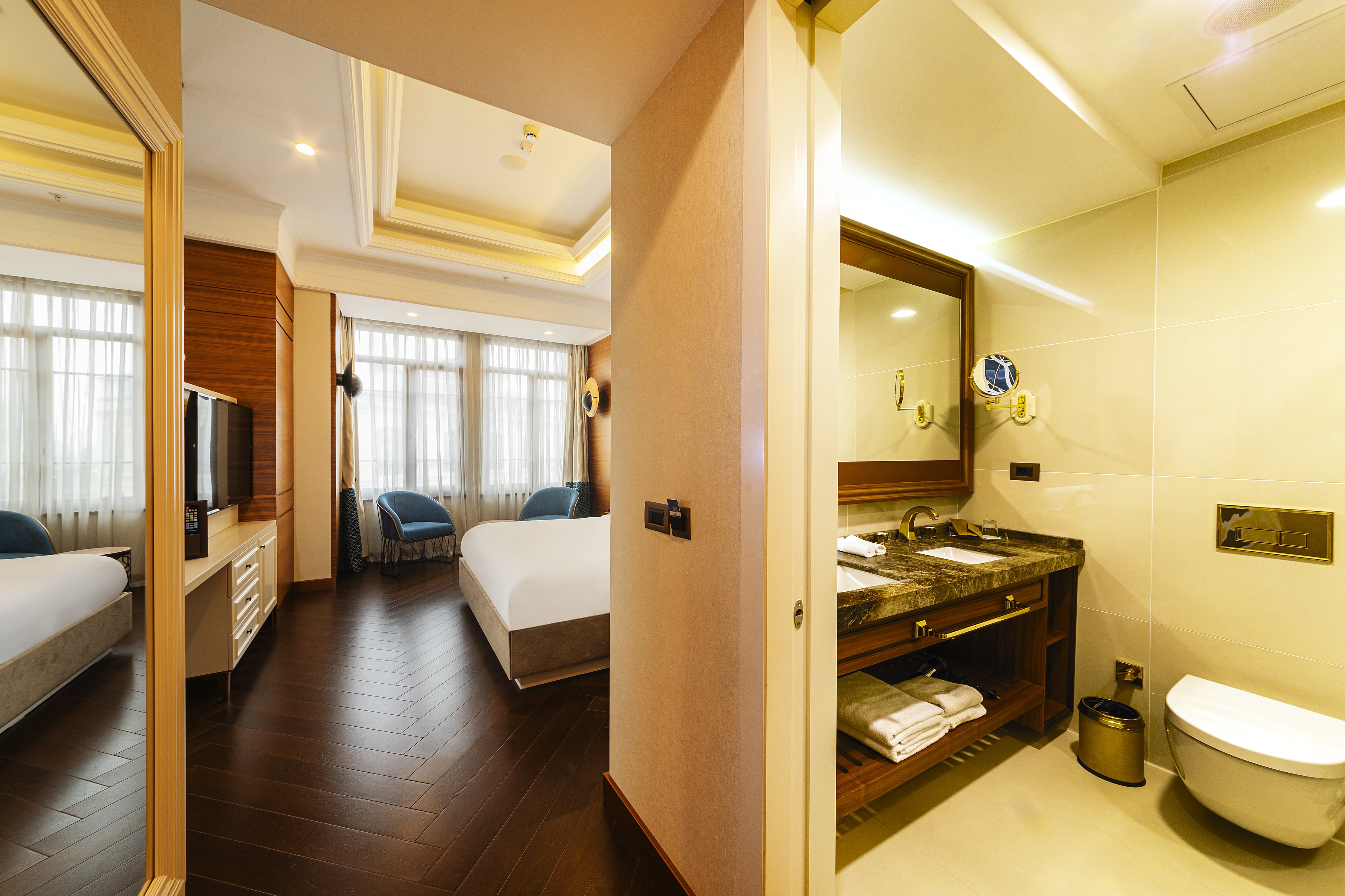 Junior Suite with Double Bed