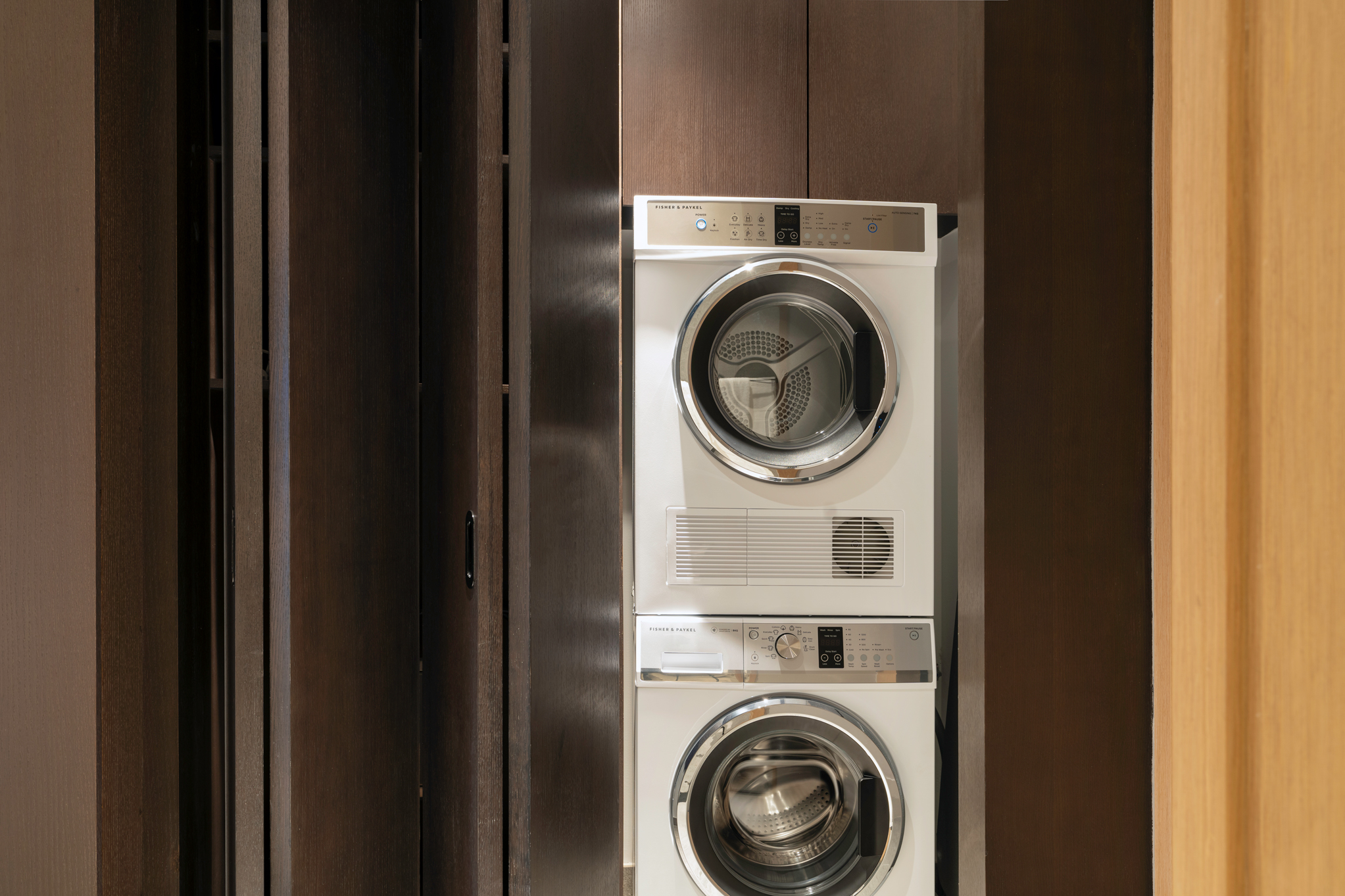 Studio King Size Bed