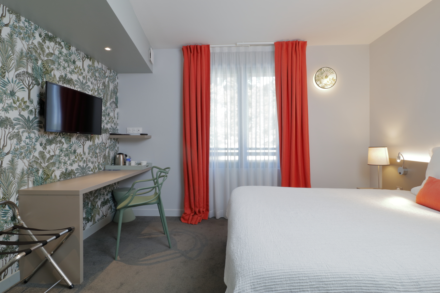 Double Deluxe One Bed