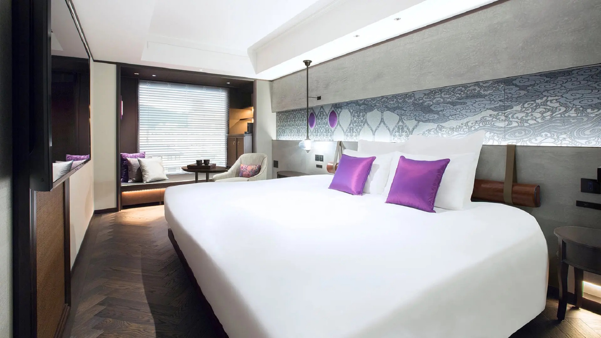 Double Premier King Bed