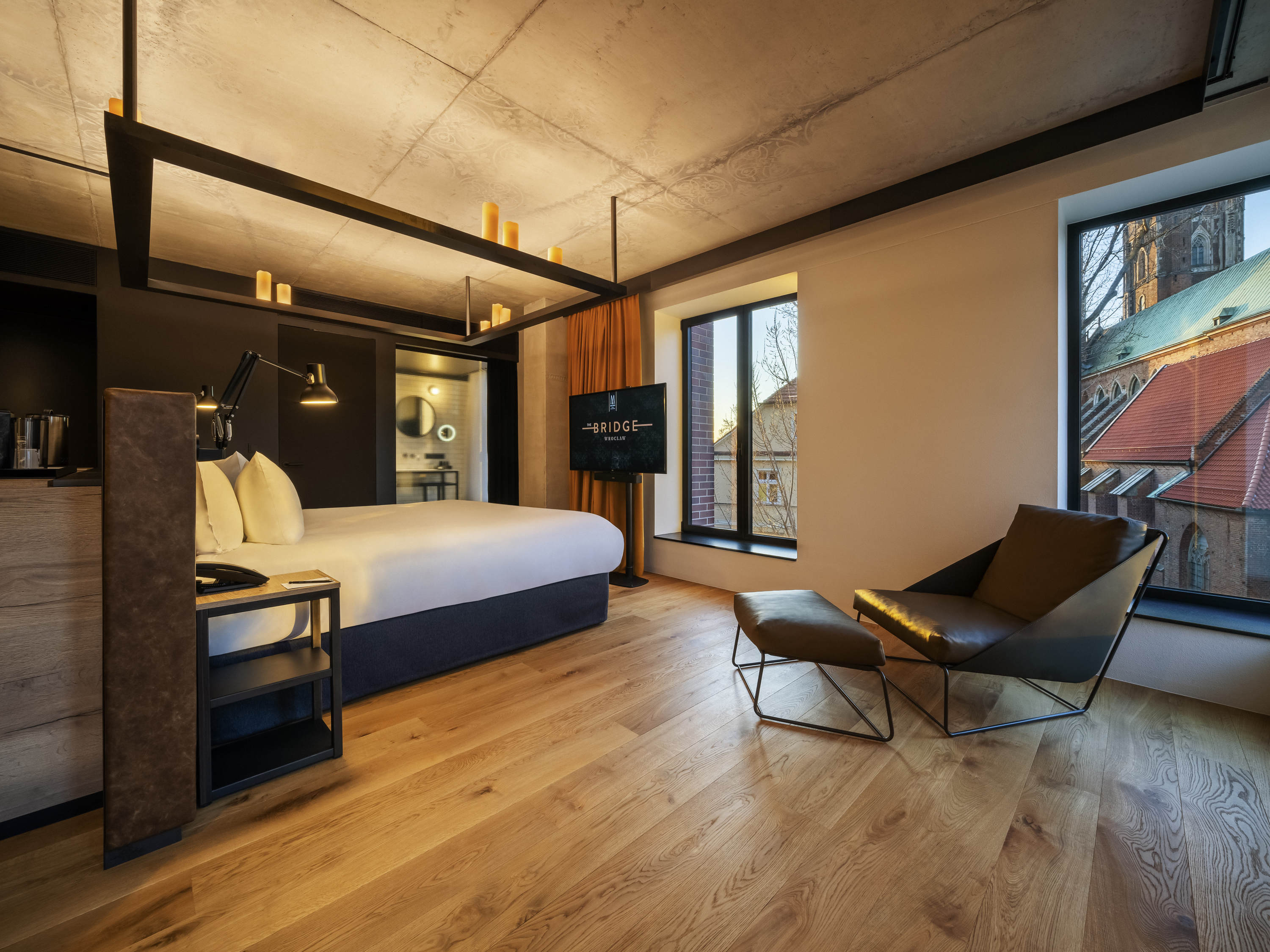 Junior Suite King Size Bed