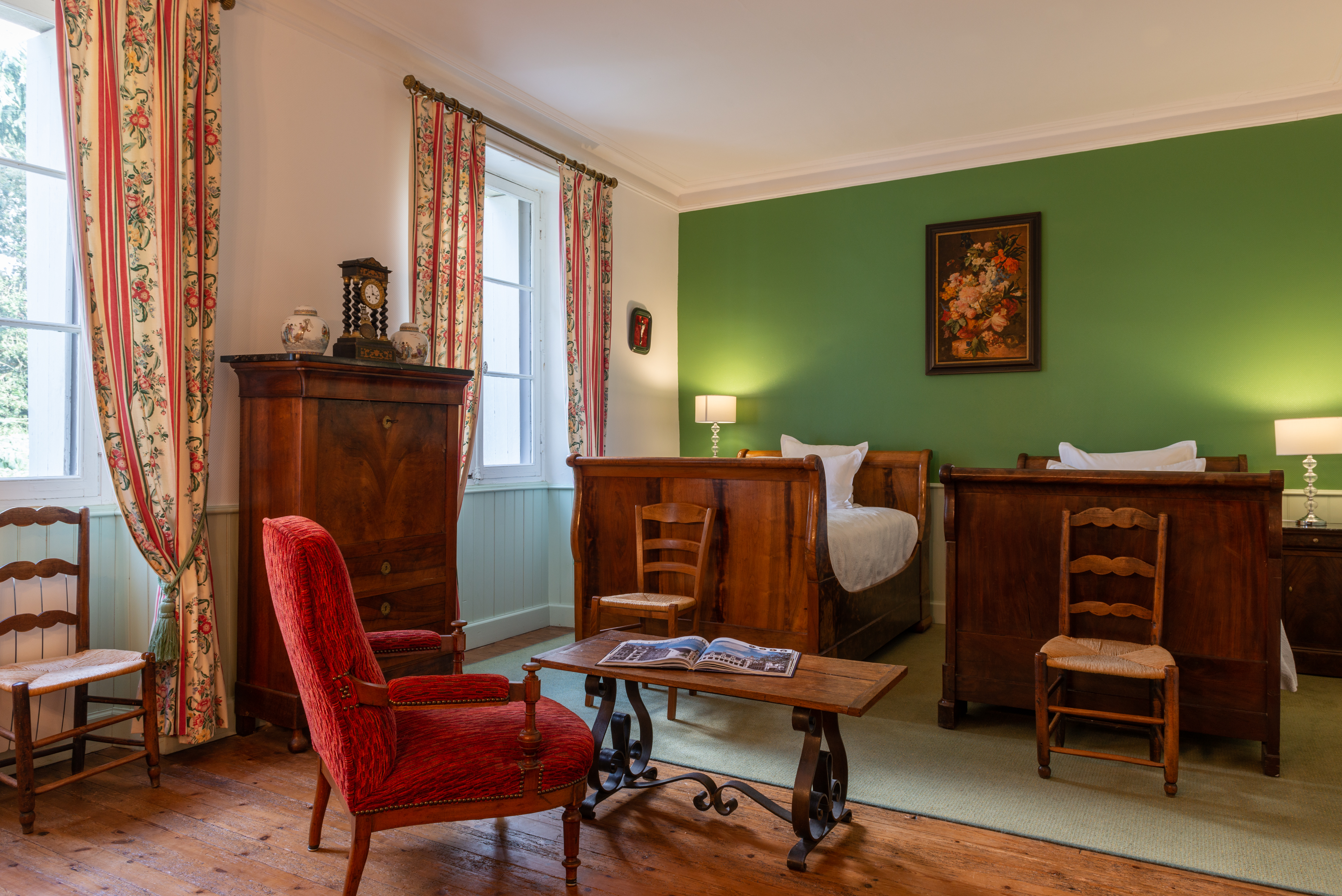 Family Room Capacity 4