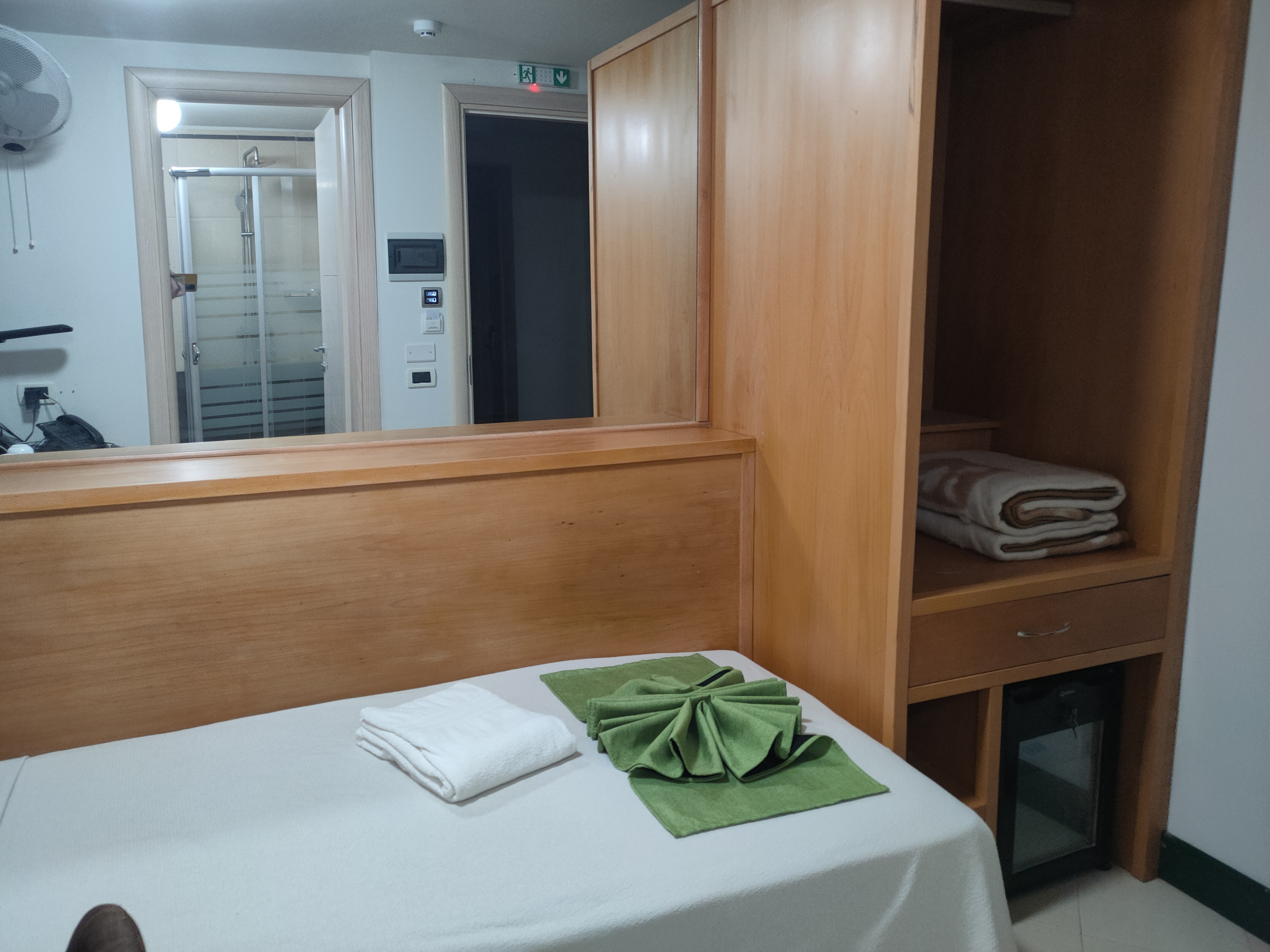 Single One Bedroom One Bathroom