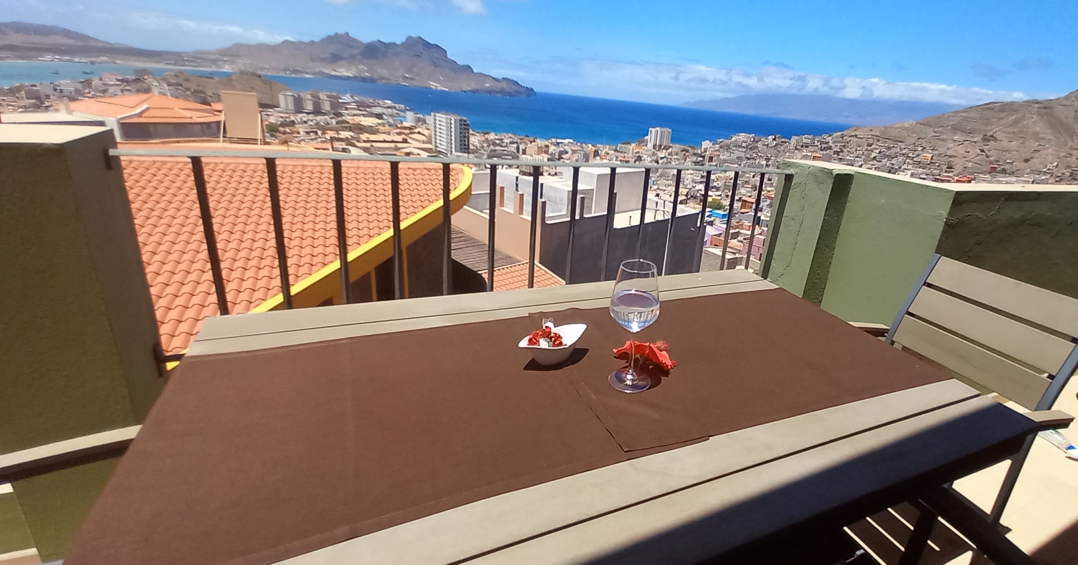 Family Room Superior Bay View