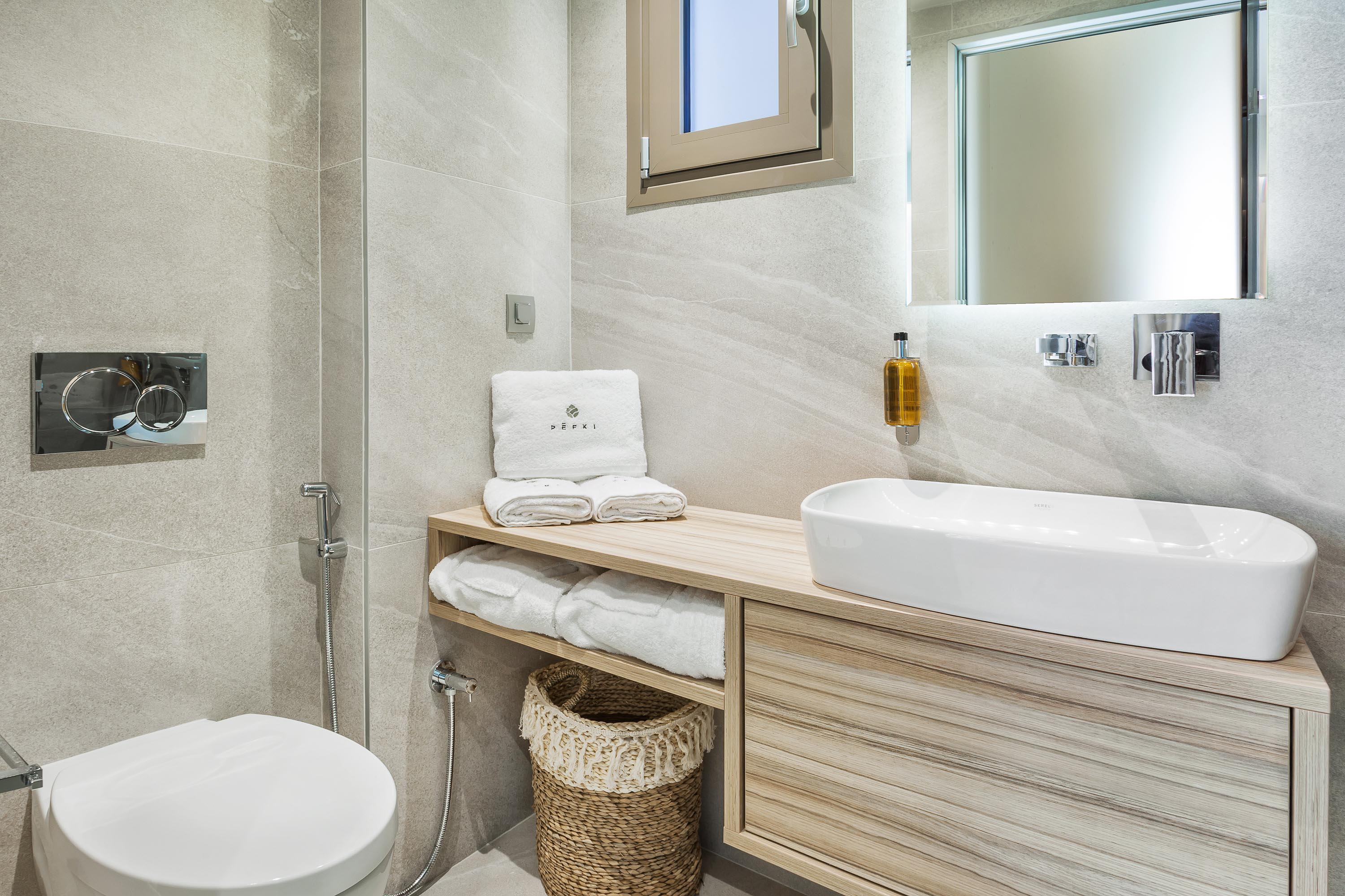 Studio Deluxe Pool View