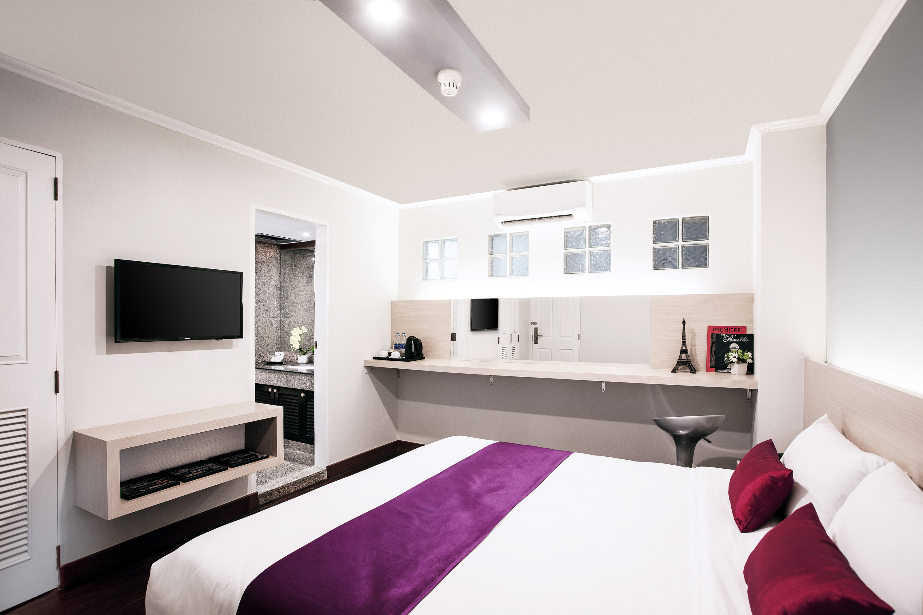 Double or Twin Superior