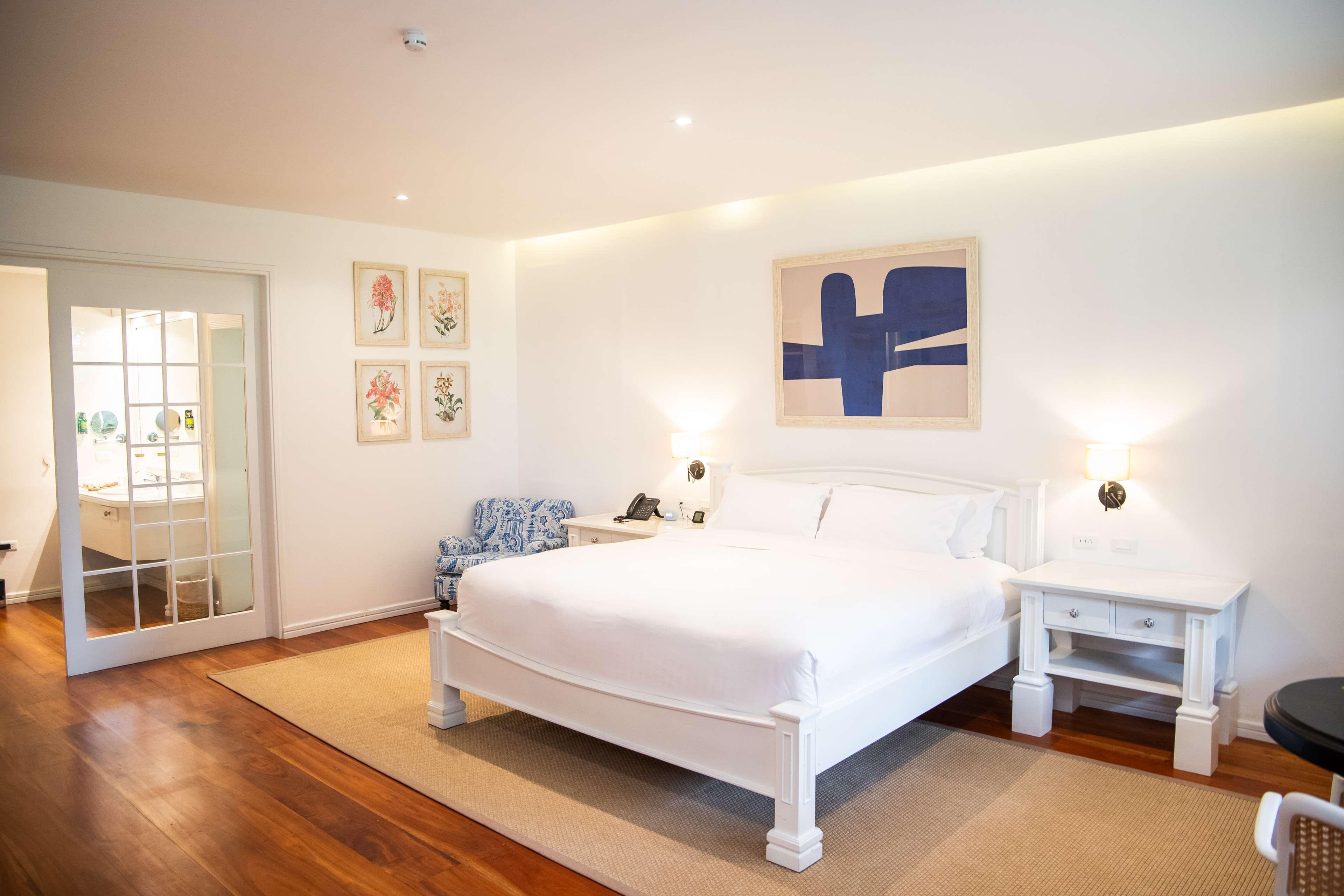 Double Guest Room King Bed