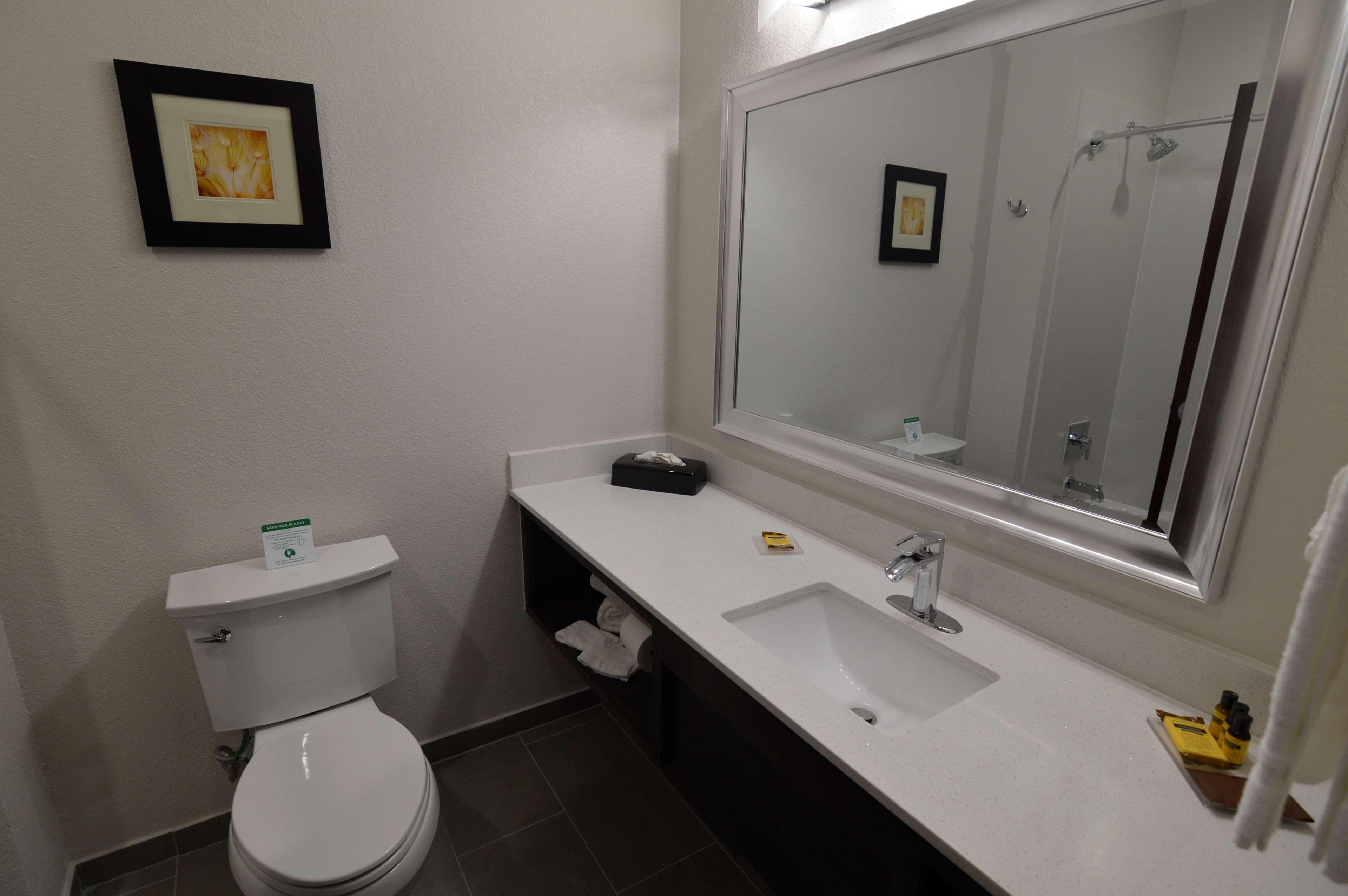 Suite Two Queen Beds