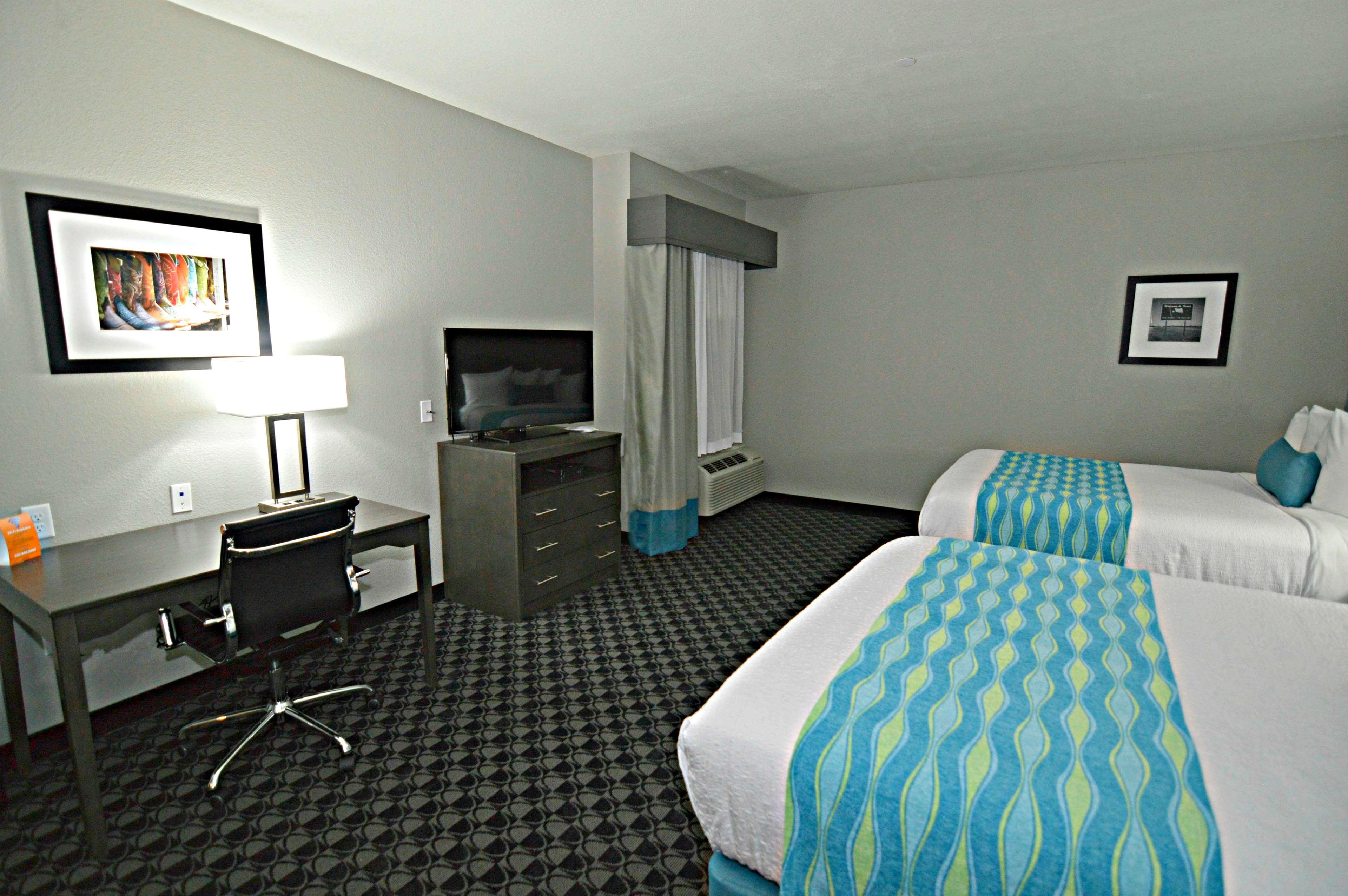 Suite Two Queen Beds