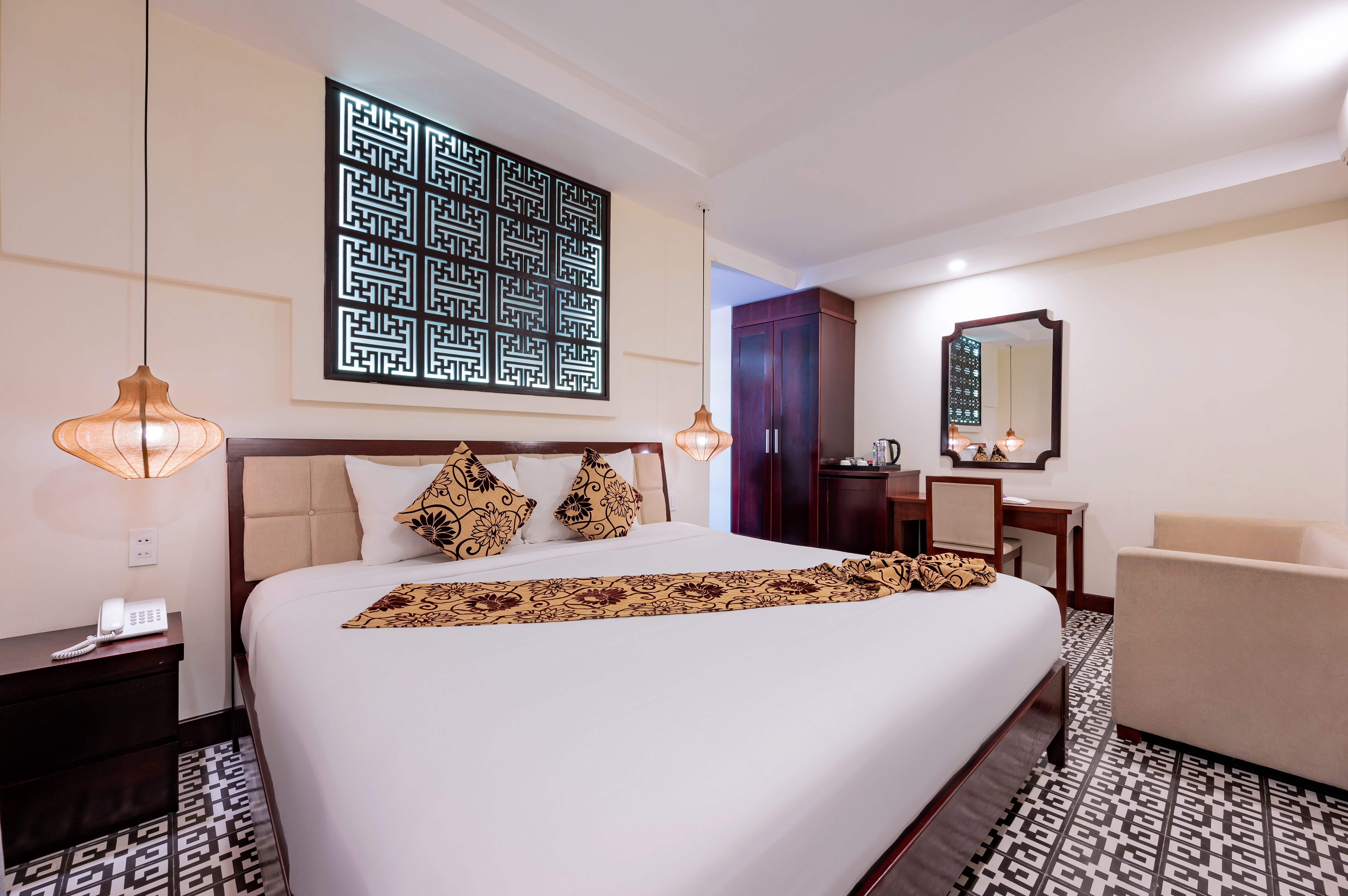 Double Superior King Bed