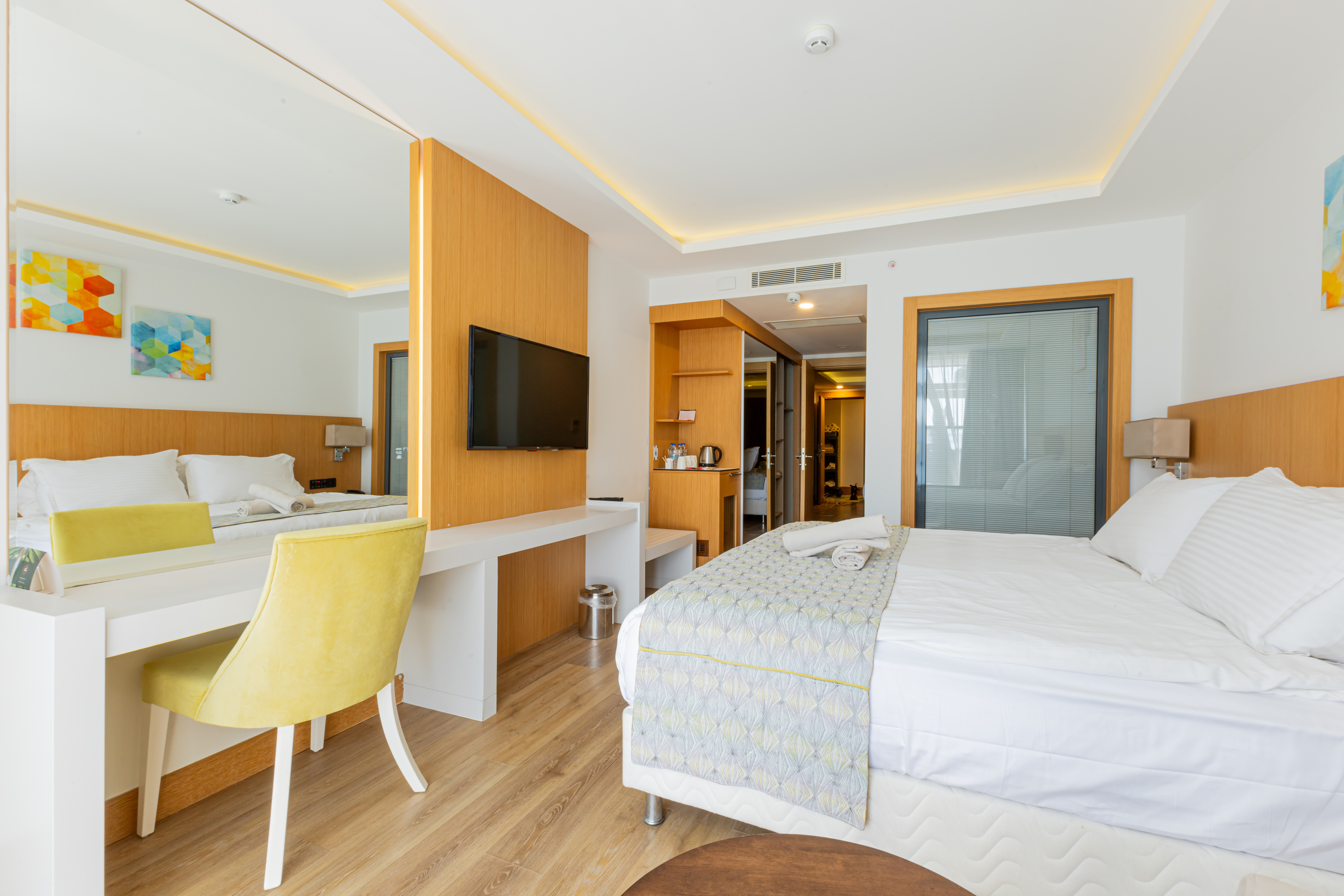 Double or Twin Deluxe Sea View