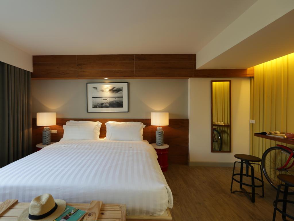 Double or Twin Deluxe