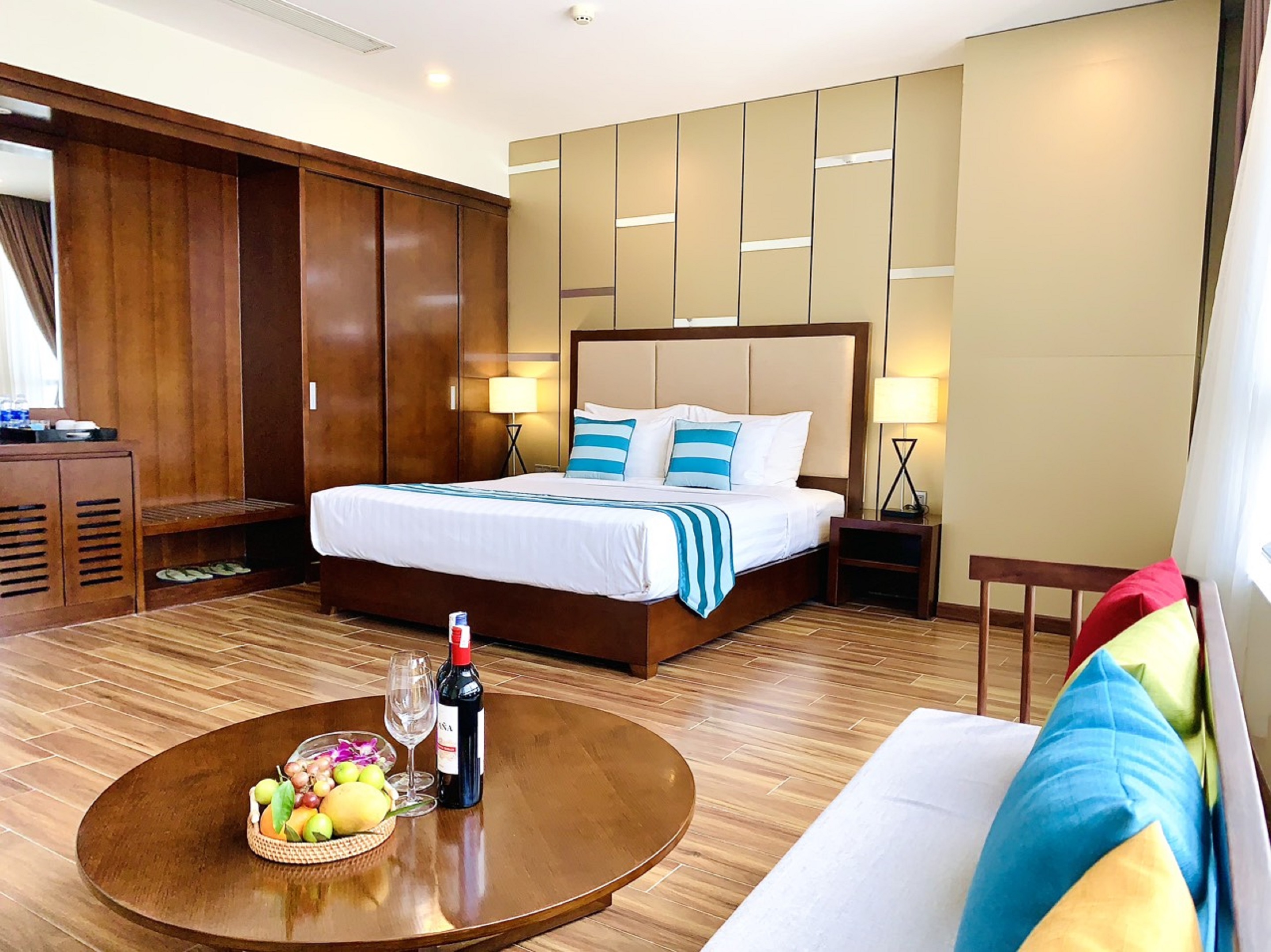 Double or Twin Deluxe Sea View