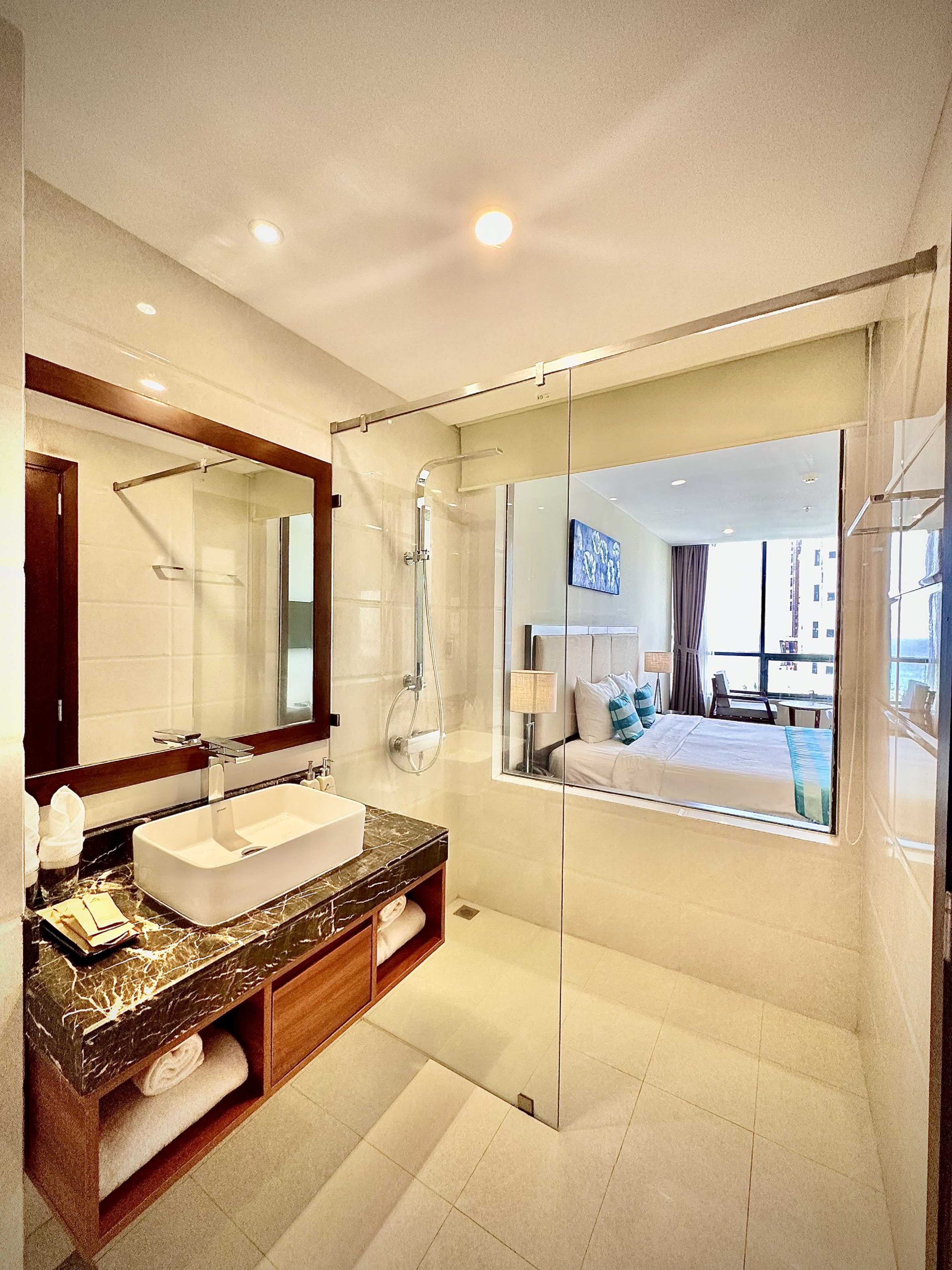 Double or Twin Superior Sea View