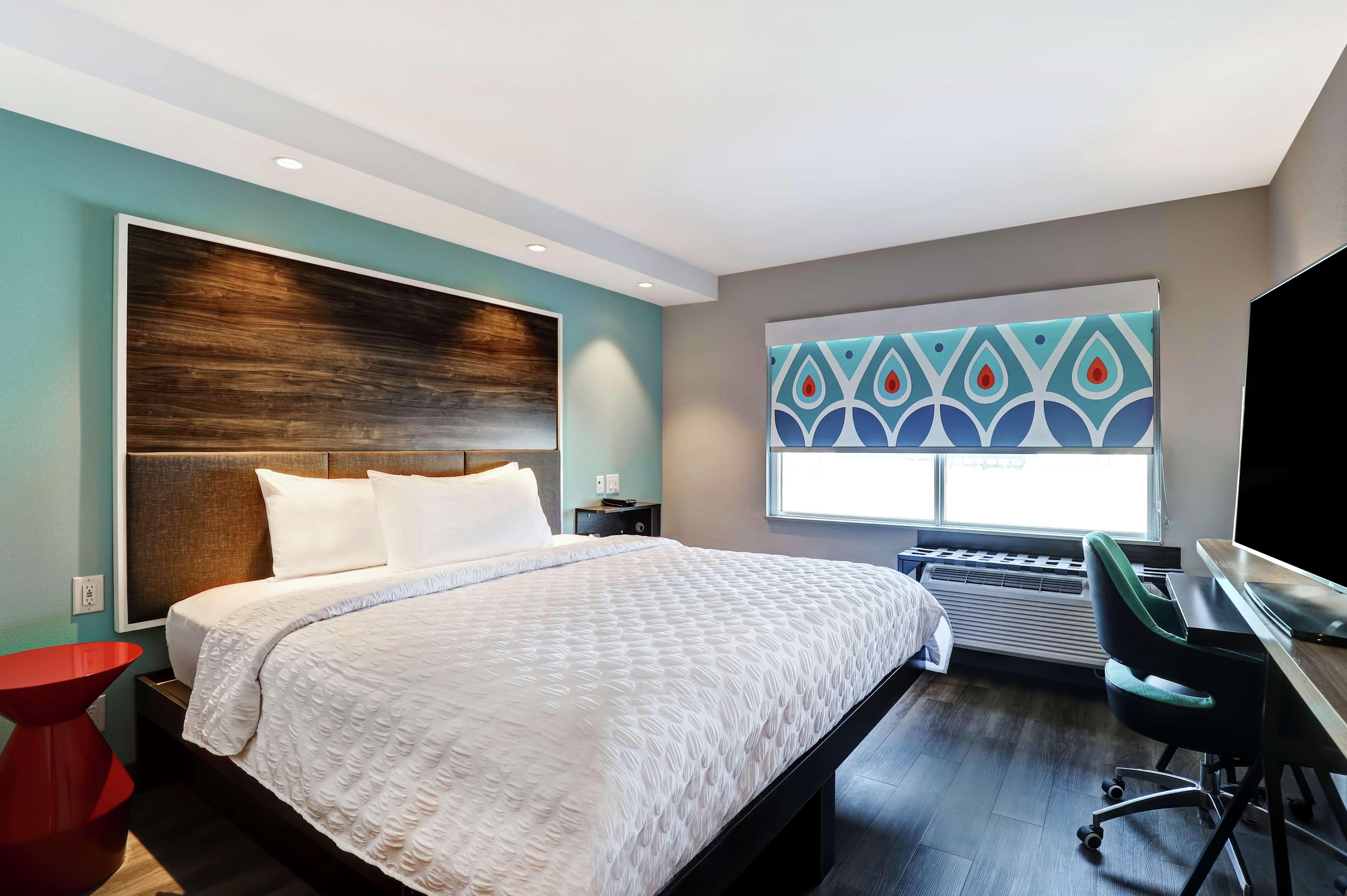 Double King Size Bed