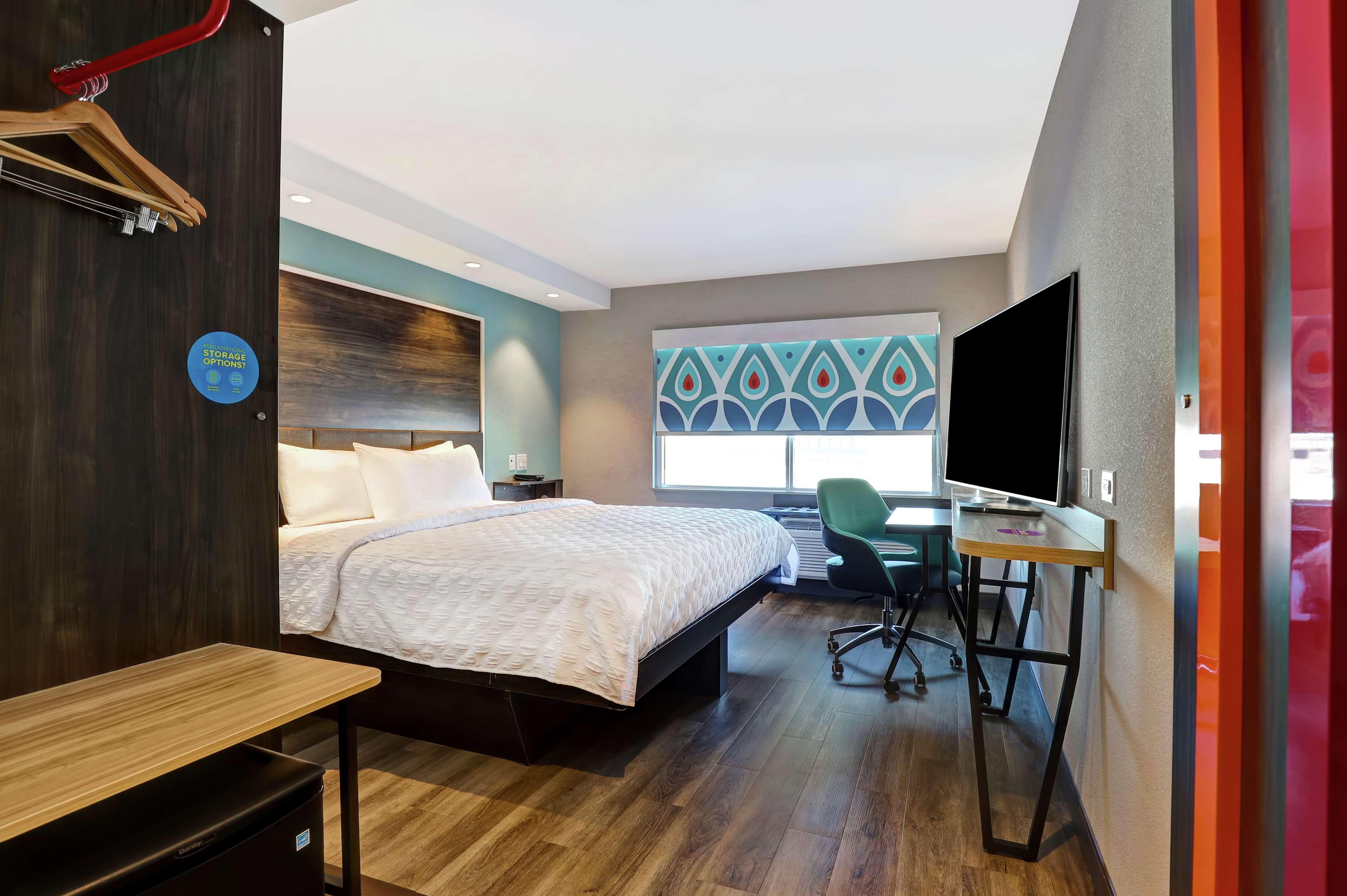 Double King Size Bed