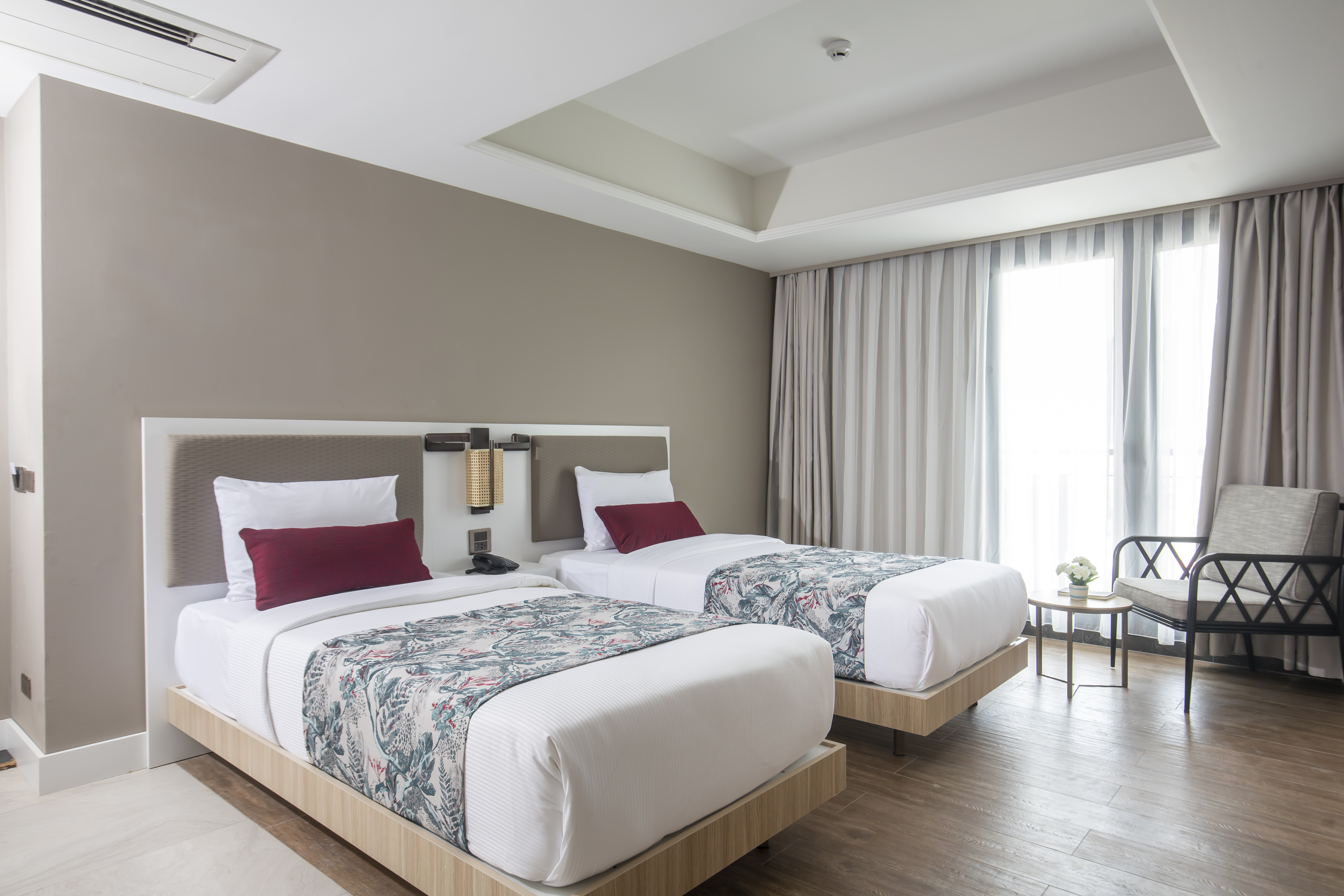 Family Room Deluxe Capacity 4