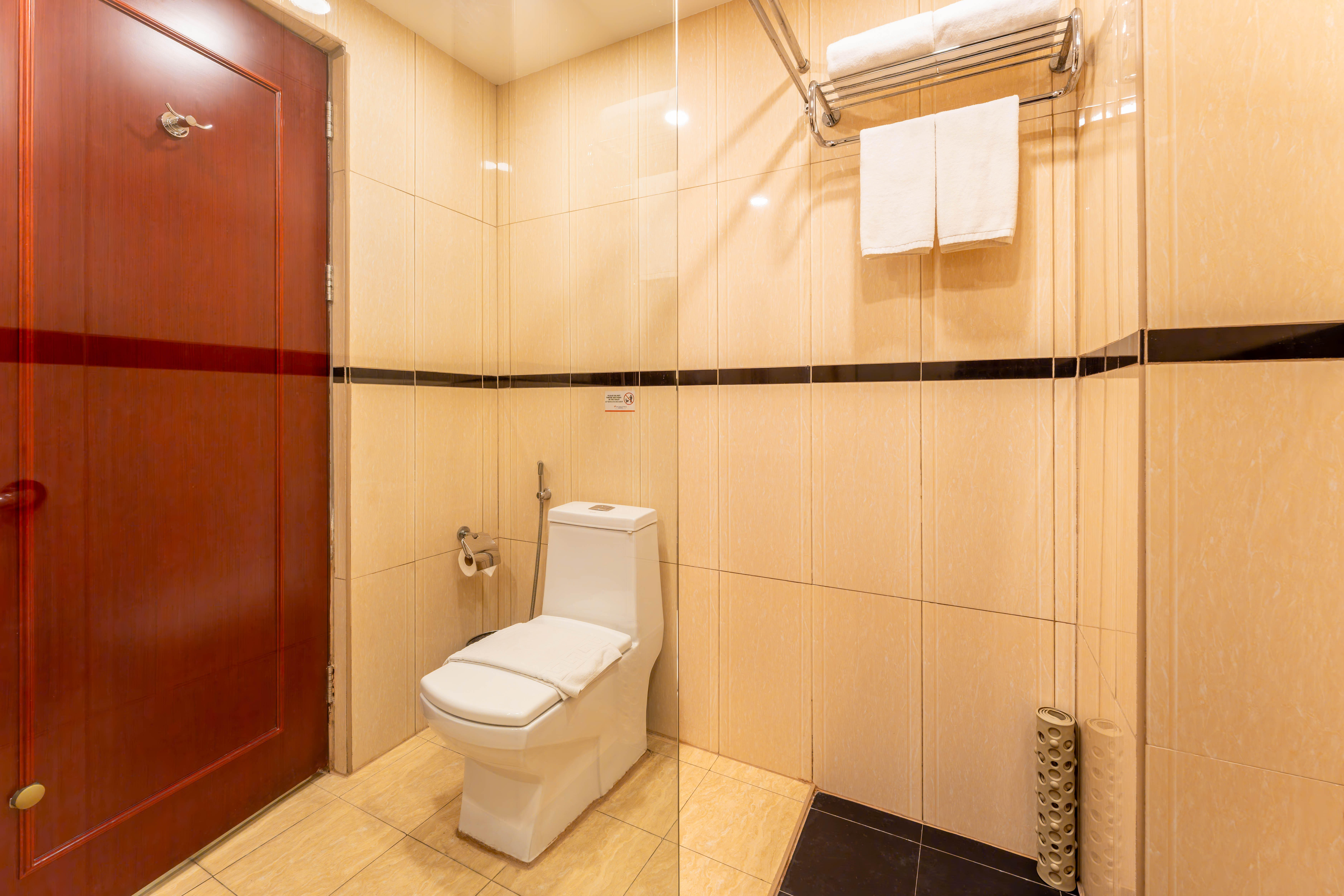 Double Deluxe King Bed