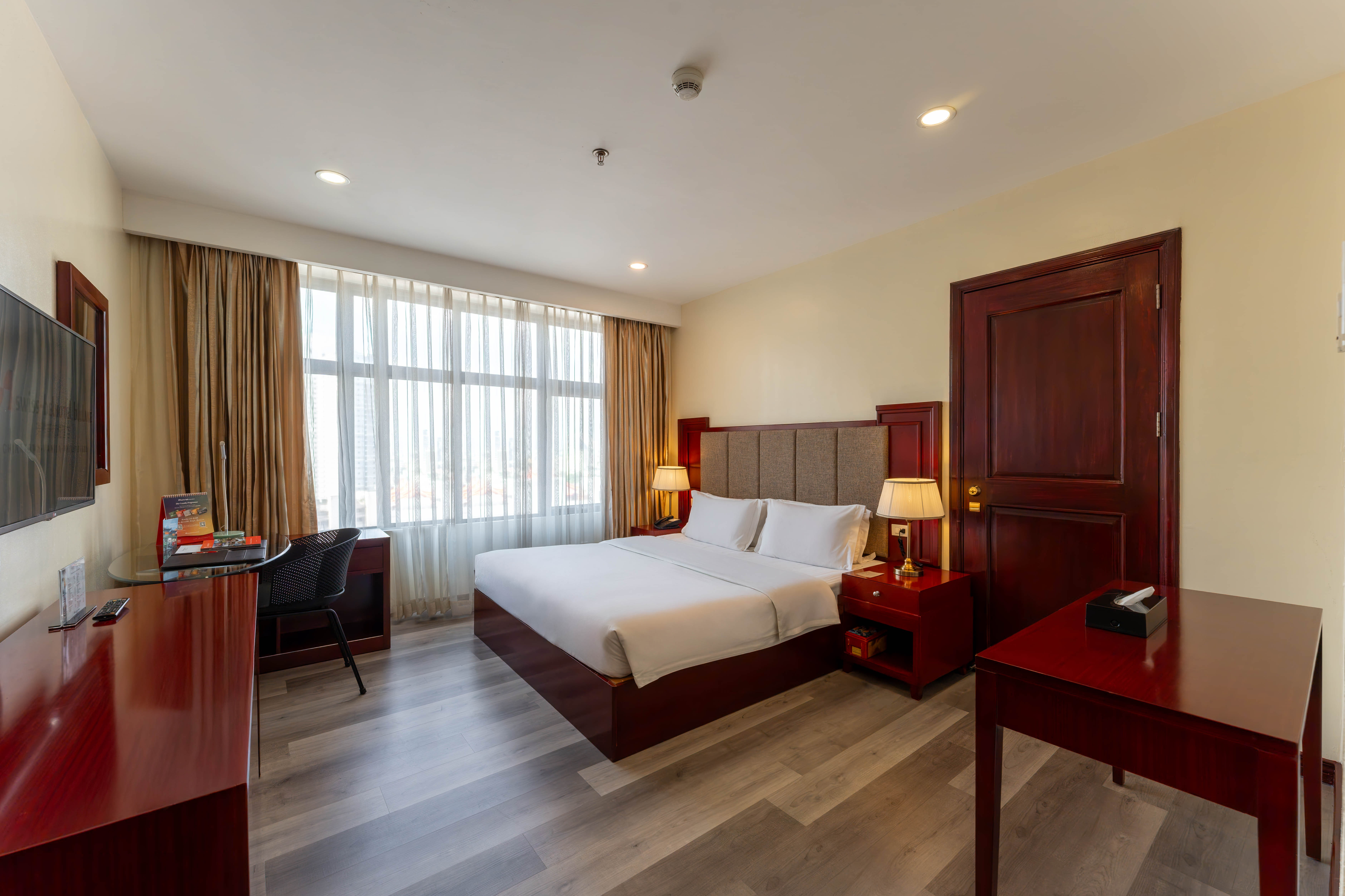 Double Superior King Bed