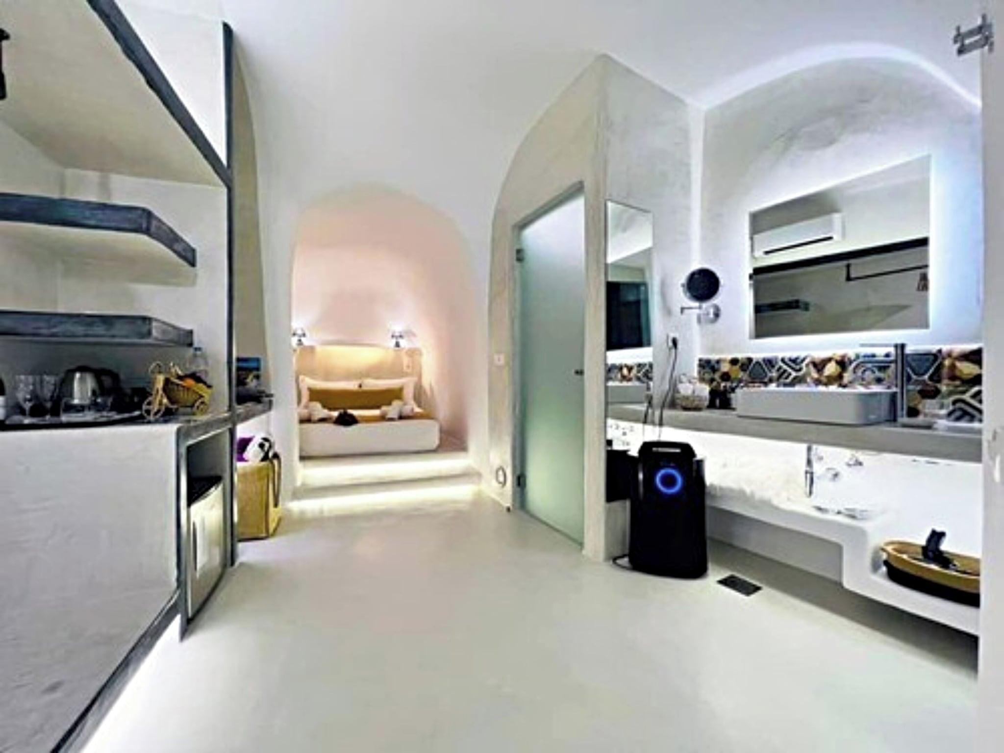 Cave Sea View with Terrace