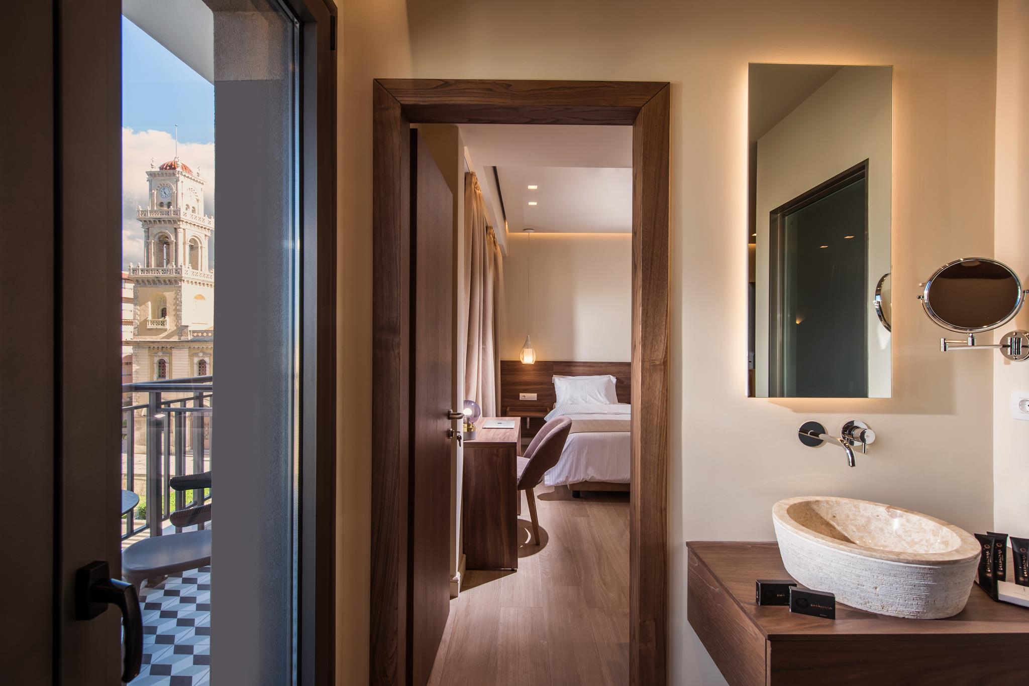 Family Room Capacity 3