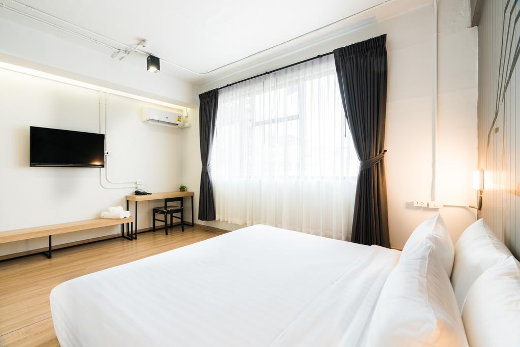 Double or Twin Deluxe