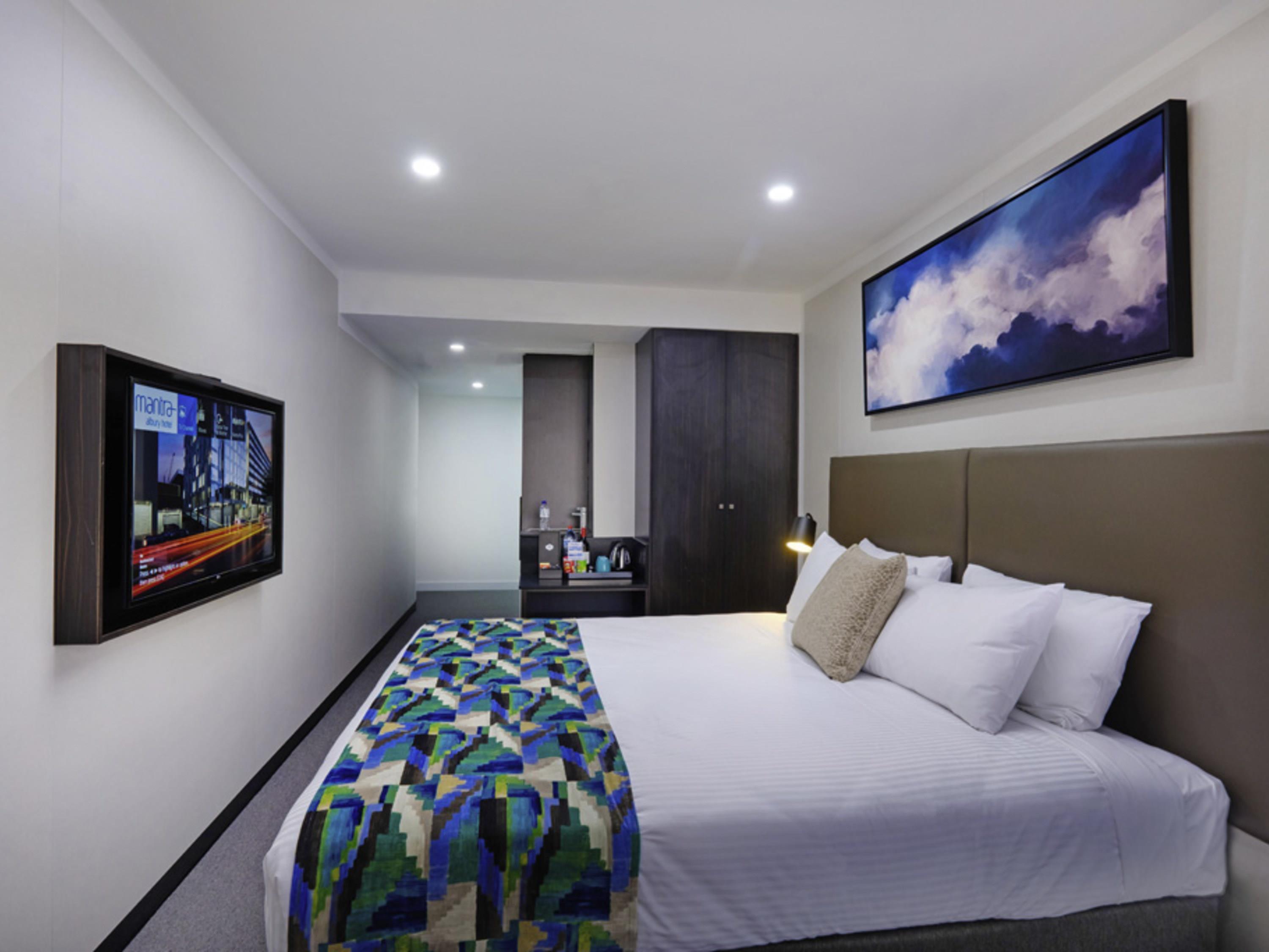 Double Accessible King Size Bed