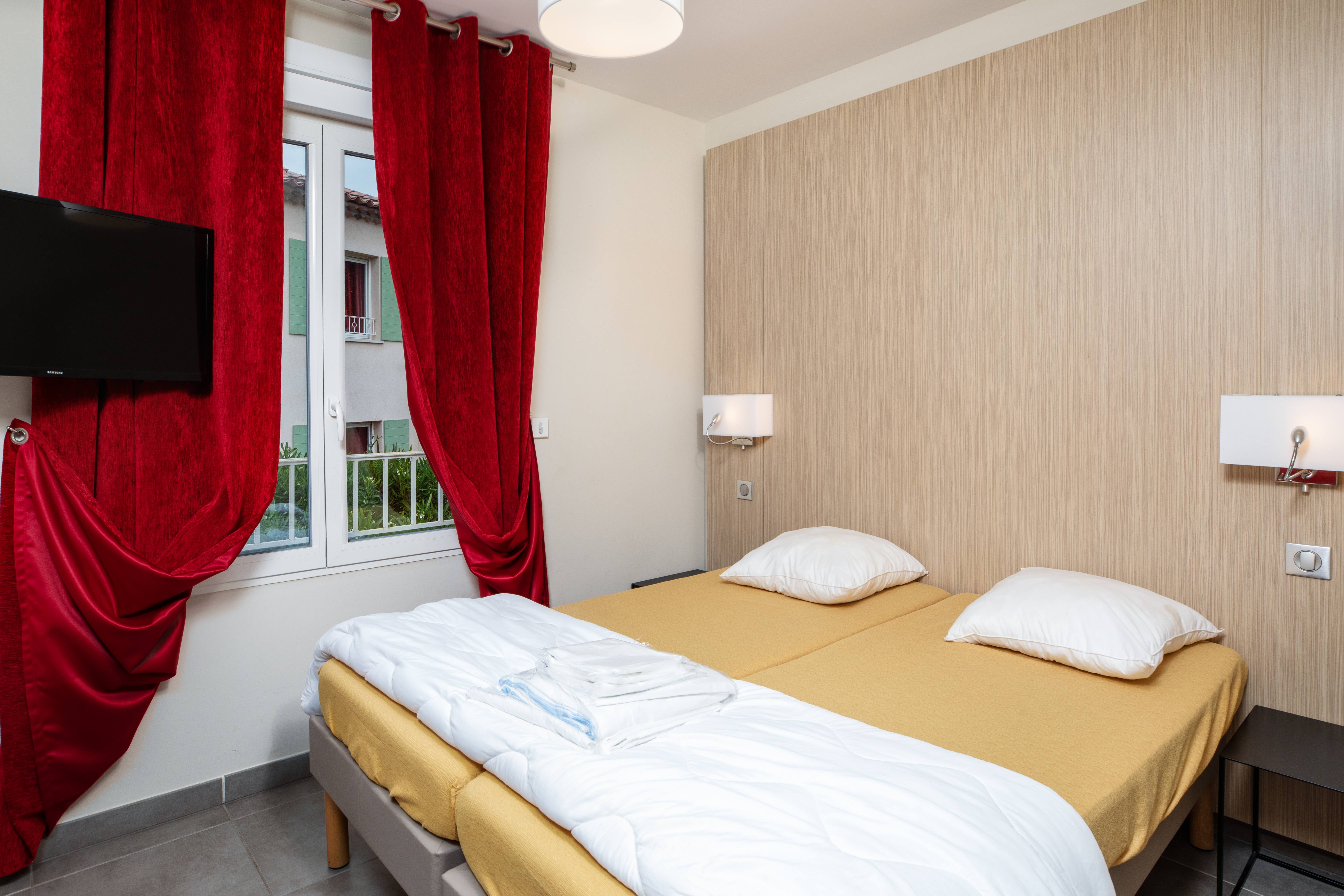 Apartment Capacity 4