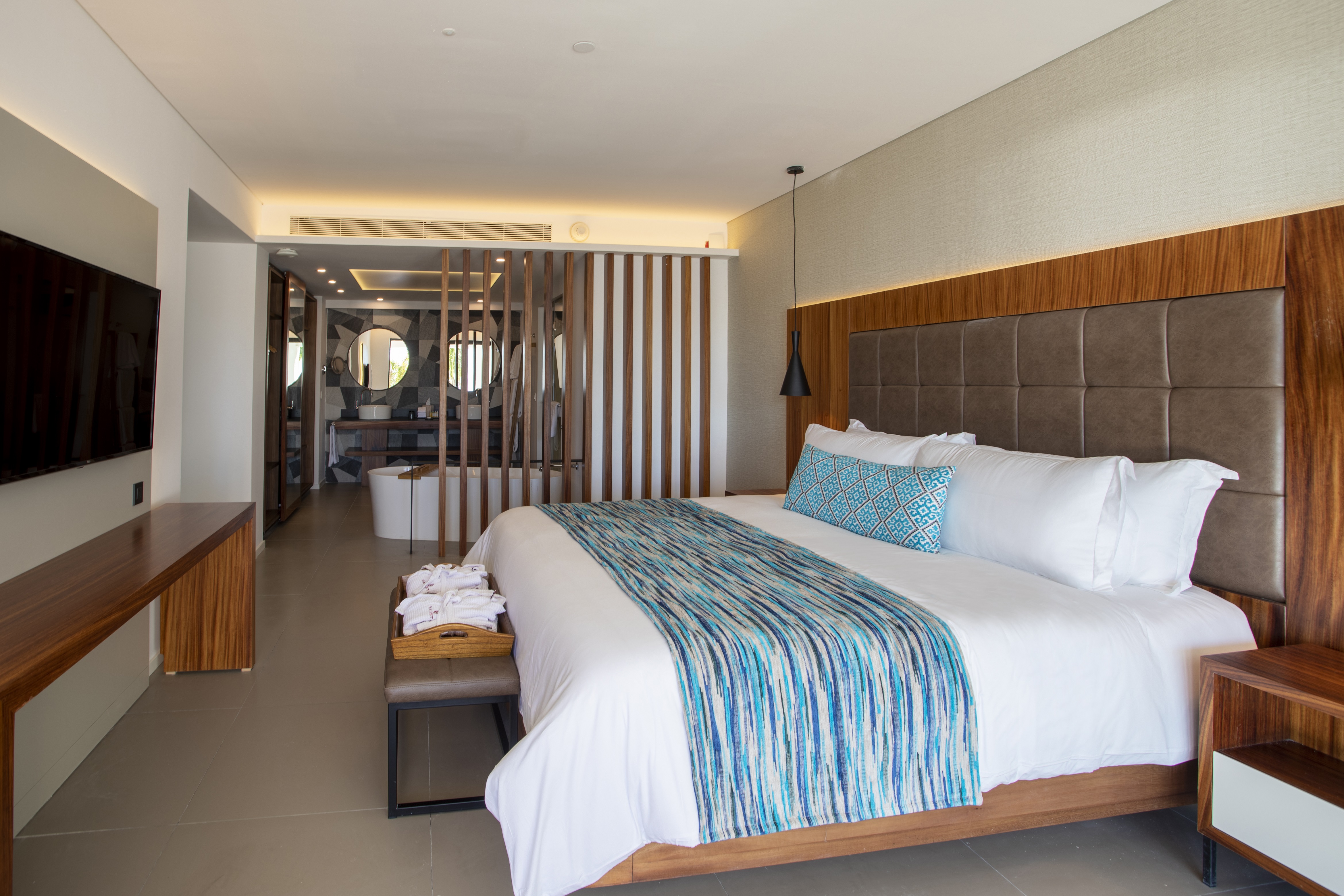 Suite with Private Pool