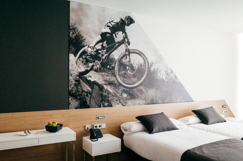 Double or Twin Standard