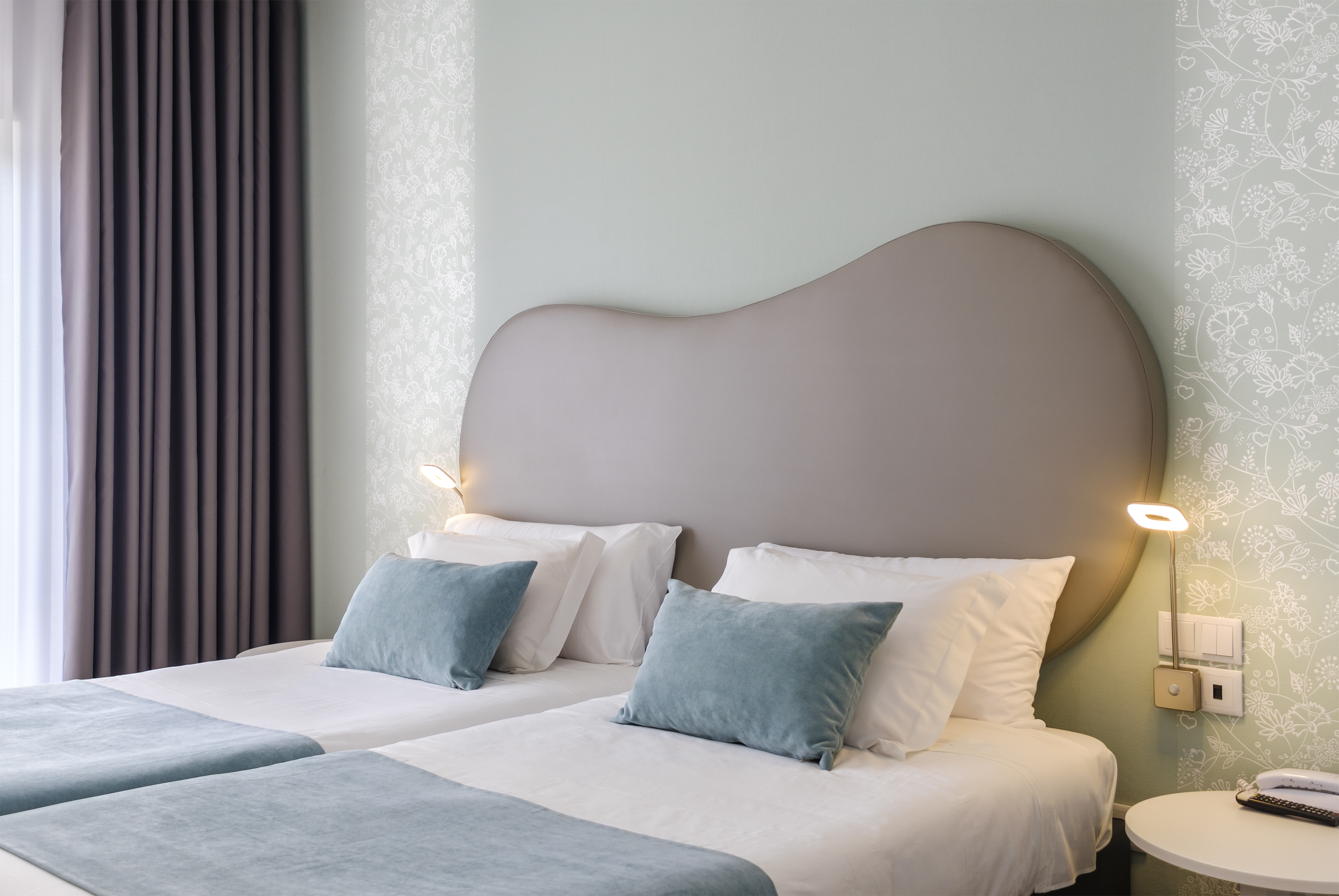 Double or Twin Standard