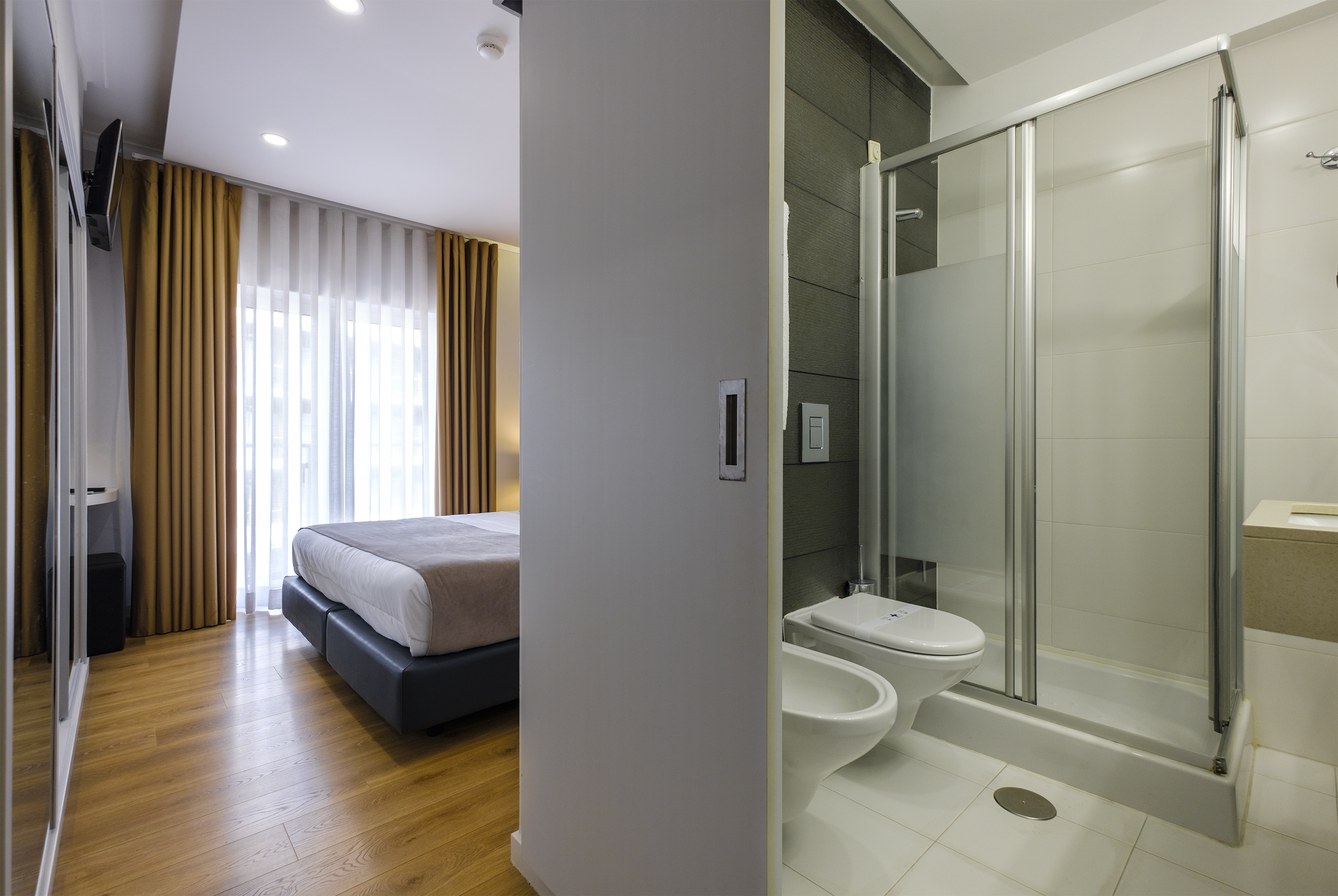 Double or Twin Standard