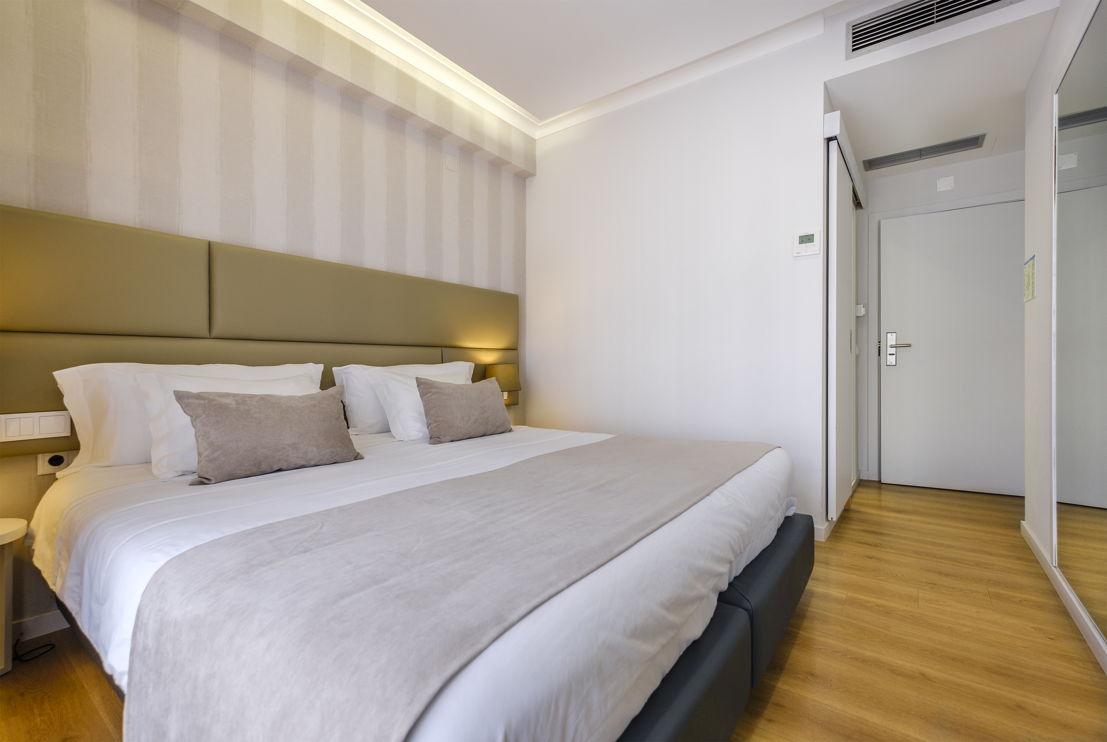 Double or Twin Standard