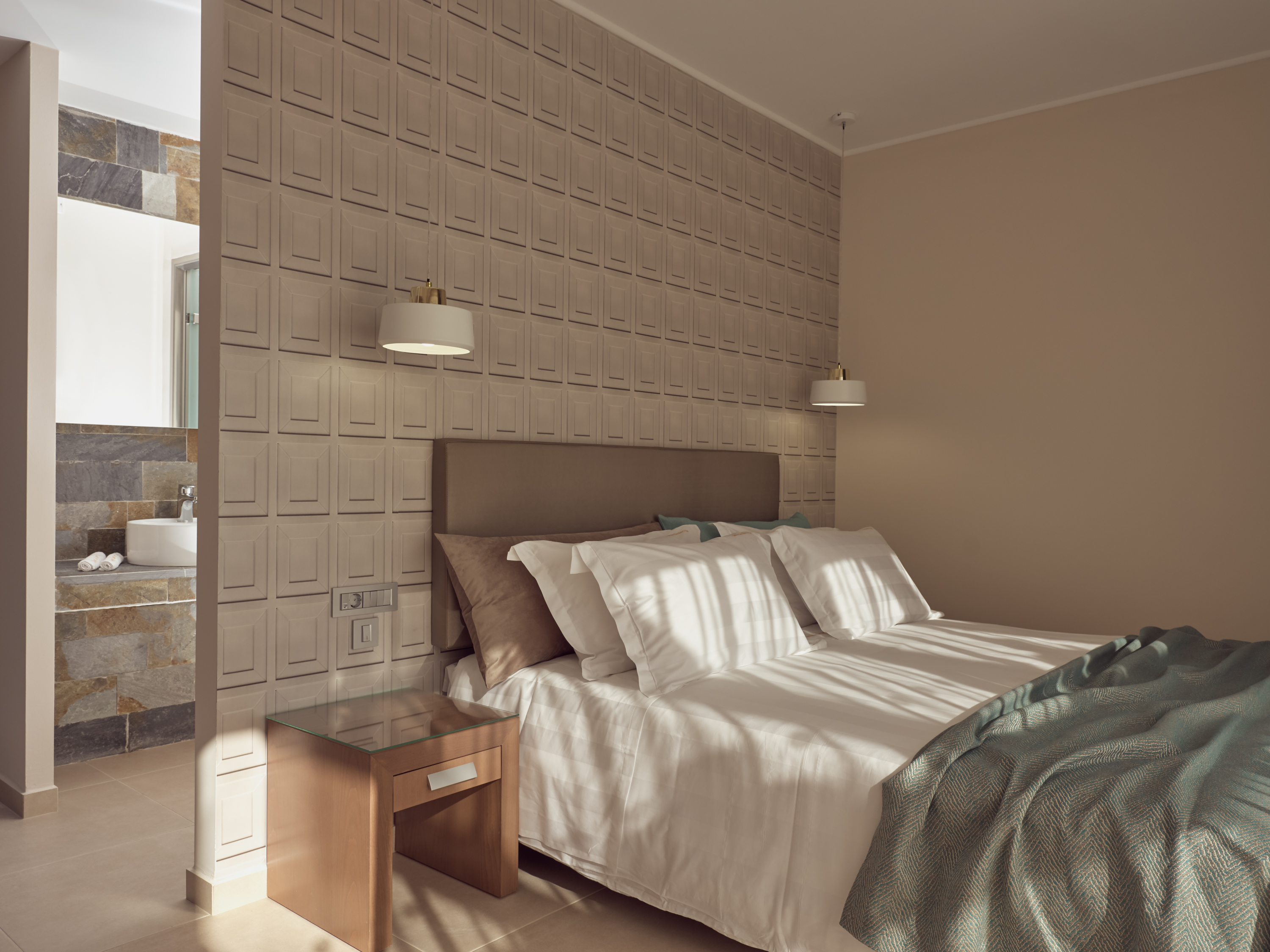 Double with Private Pool