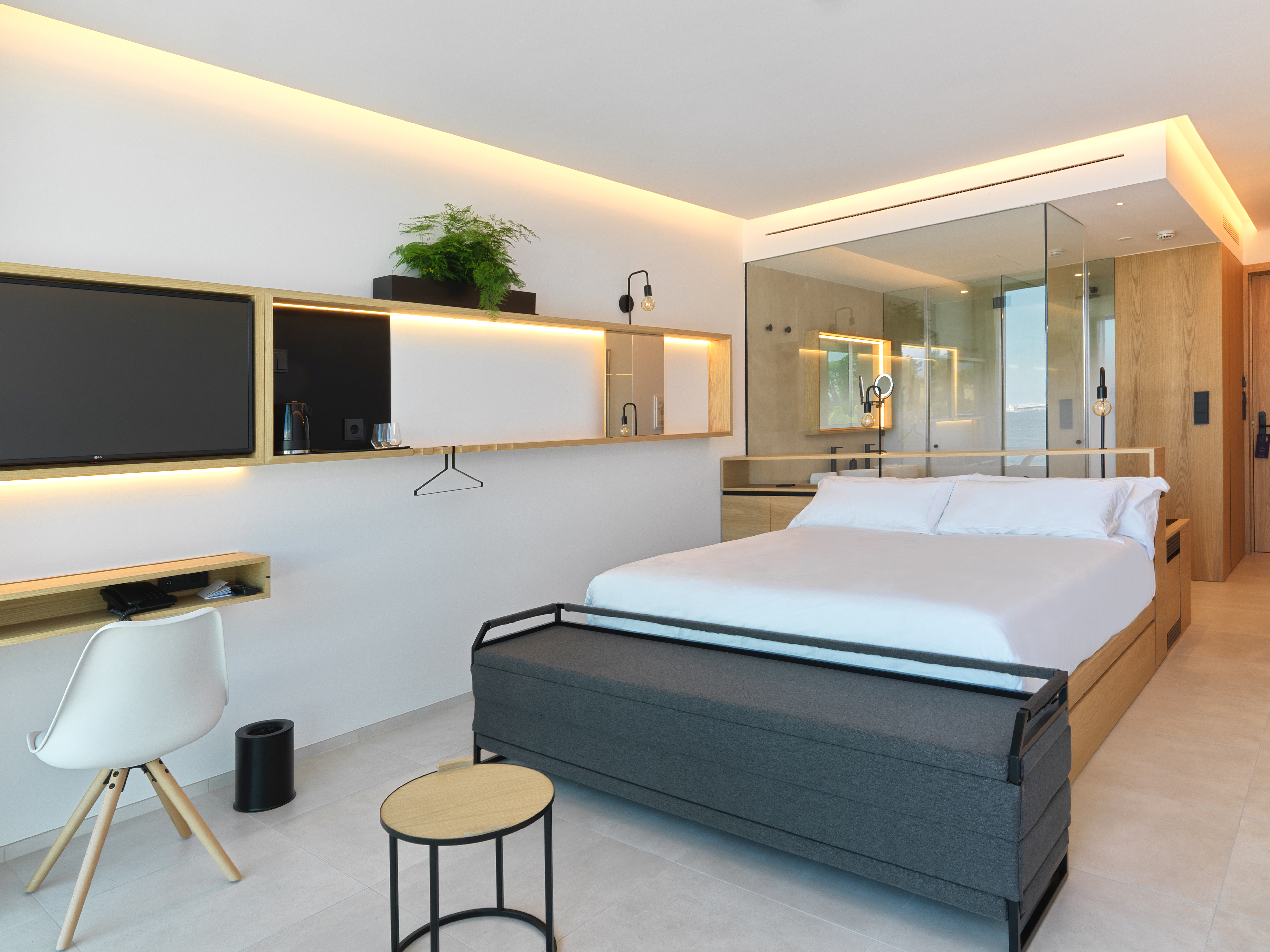 Double or Twin Deluxe