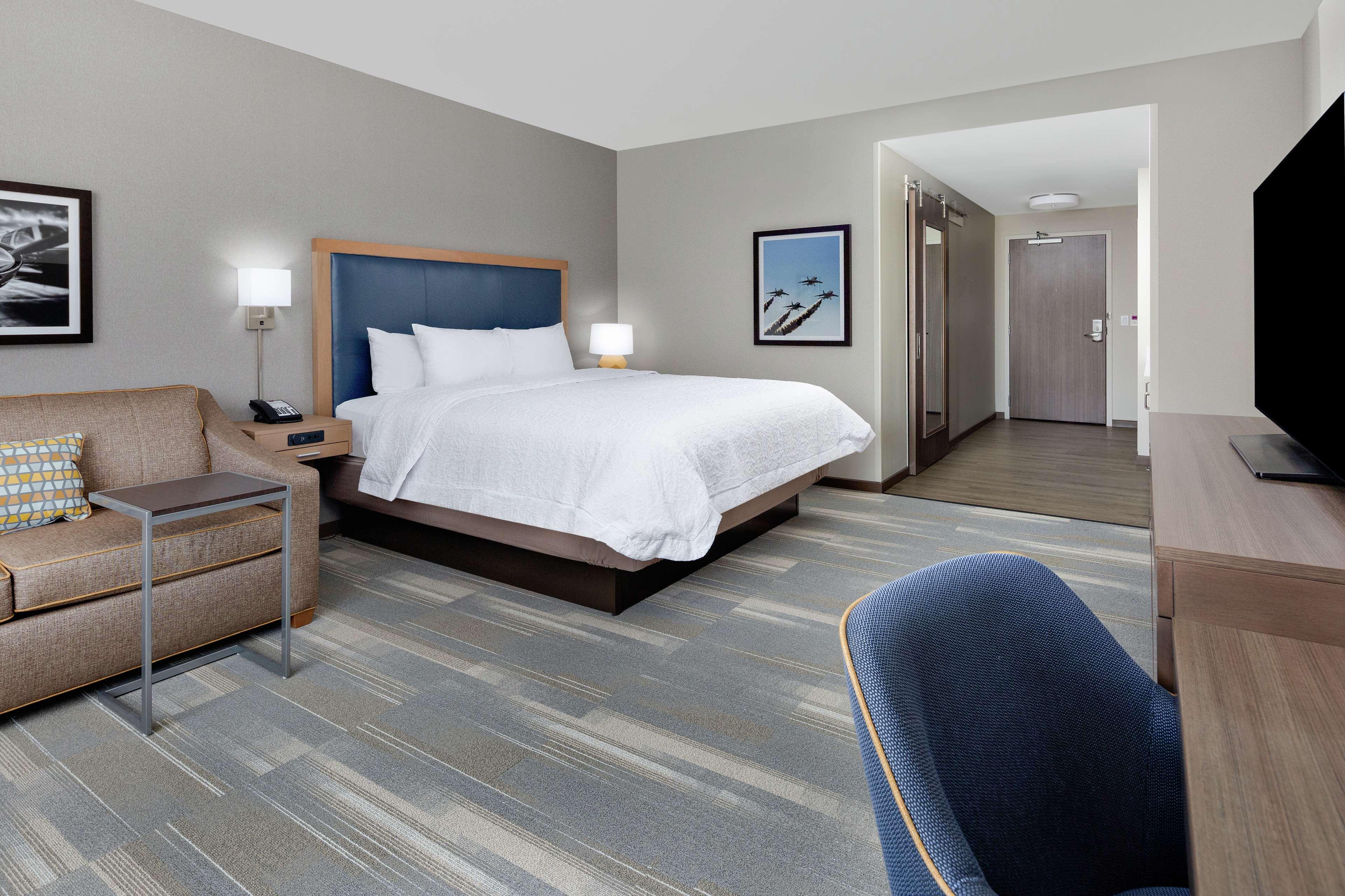 Suite King Bed One Bedroom 