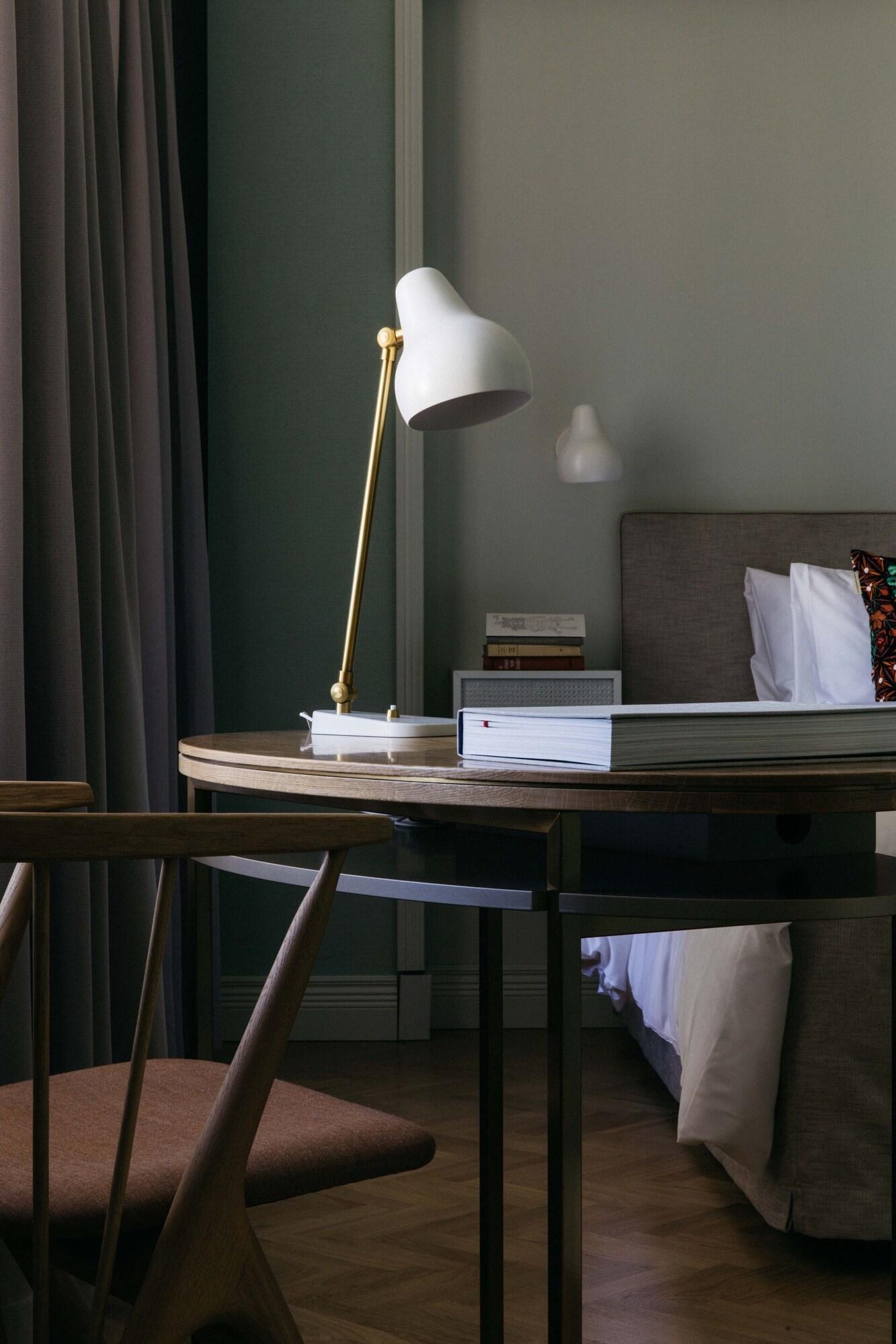 Twin Two Double Beds