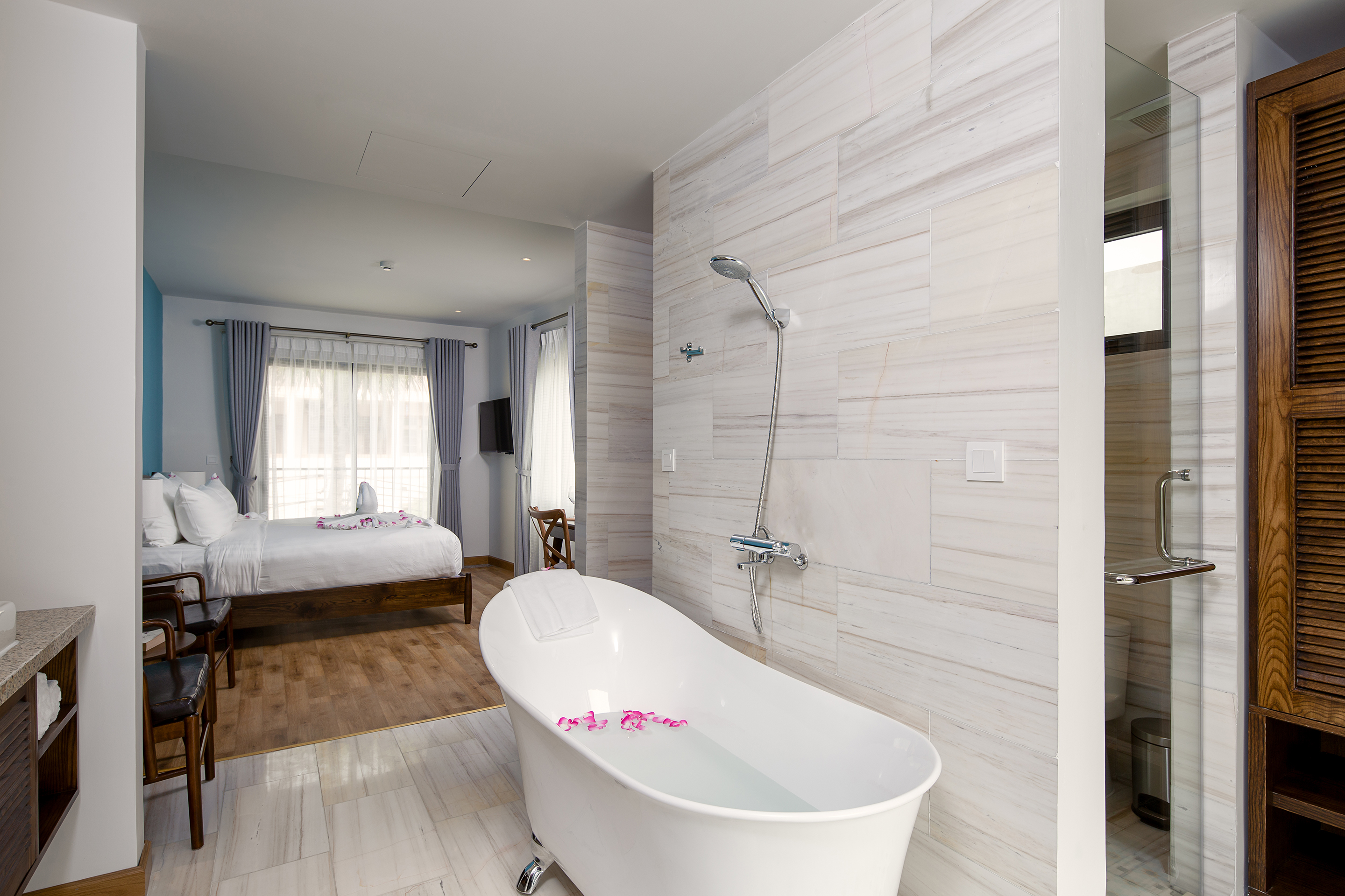 Double Deluxe Premier