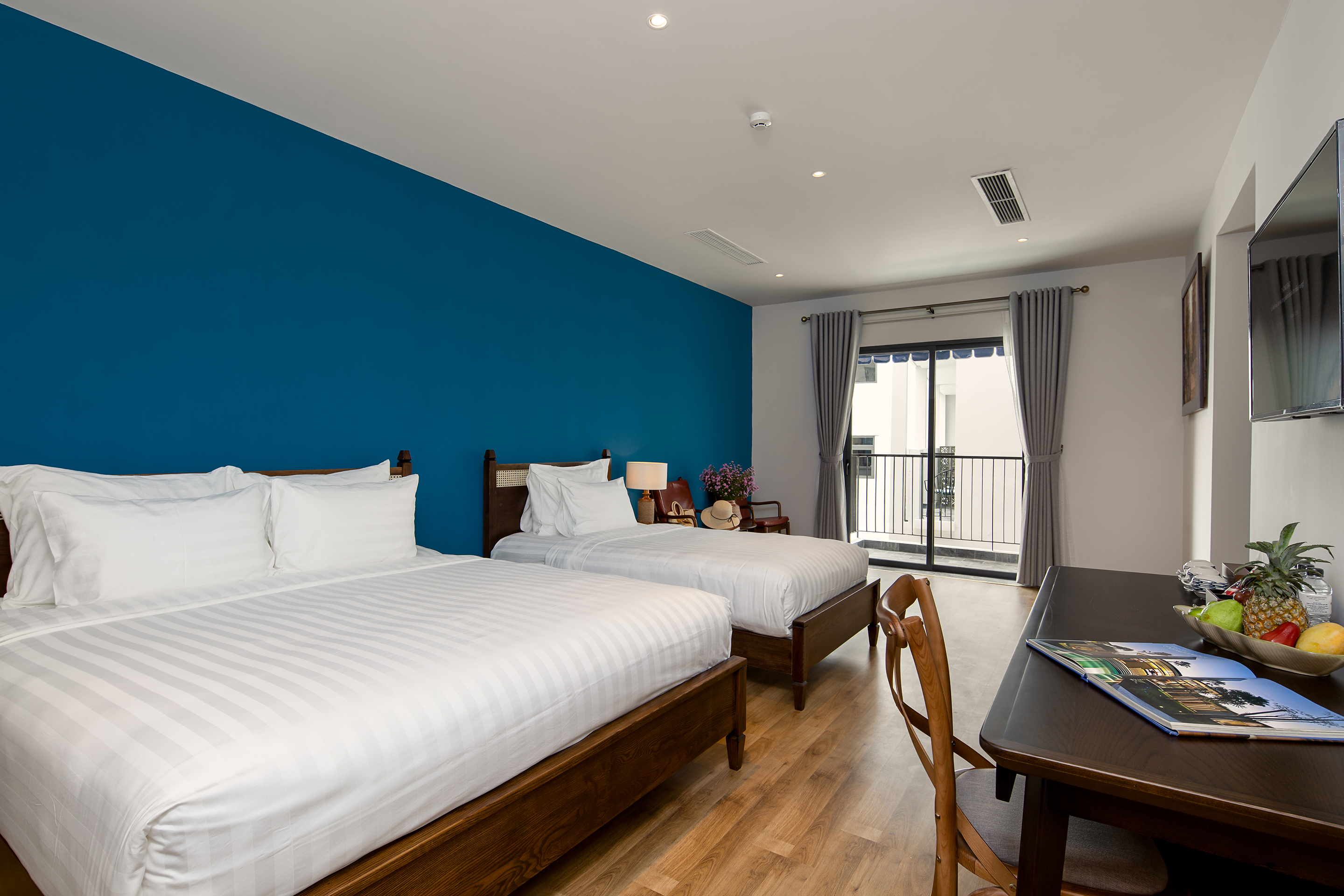 Family Room Capacity 3