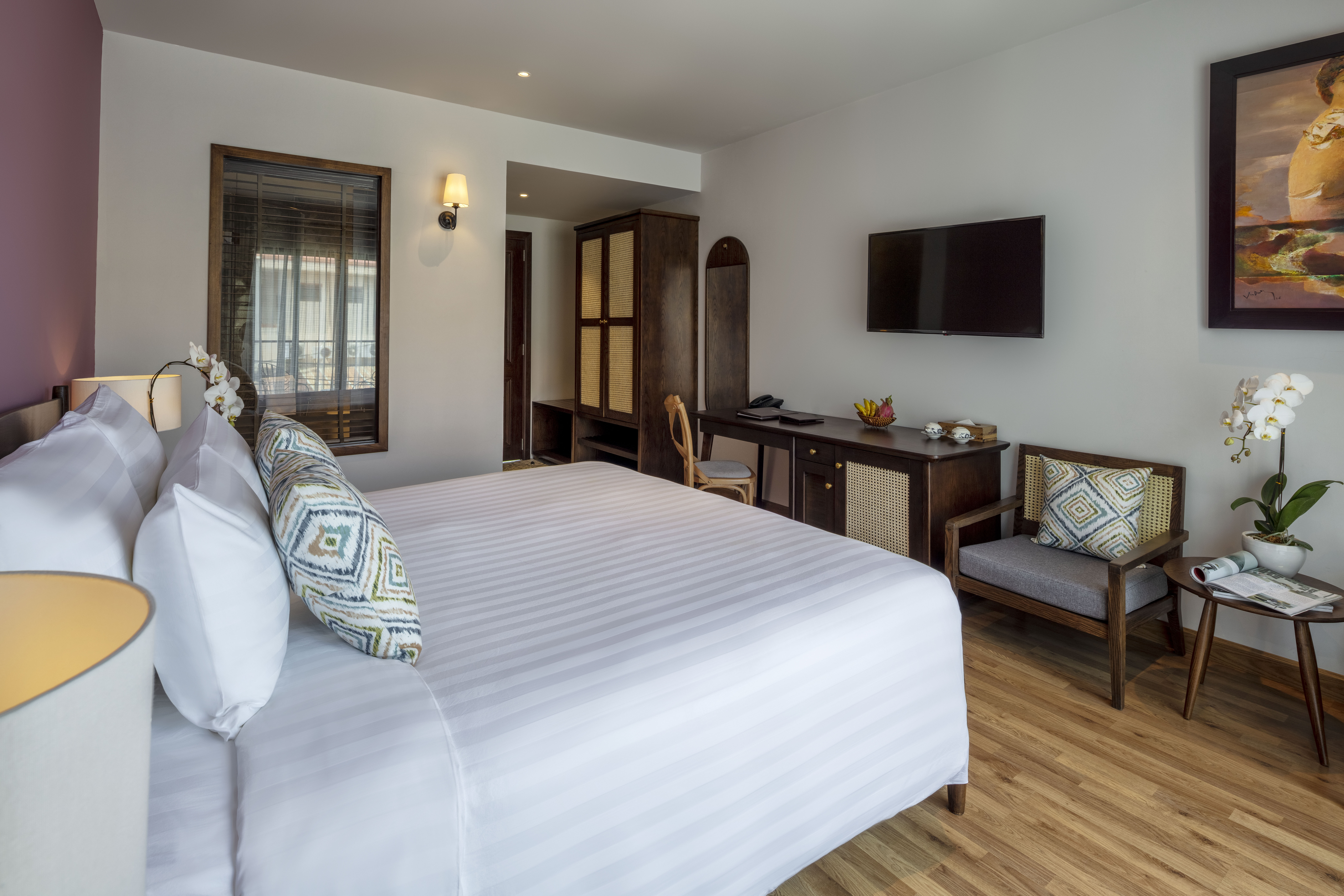 Double Deluxe King Bed