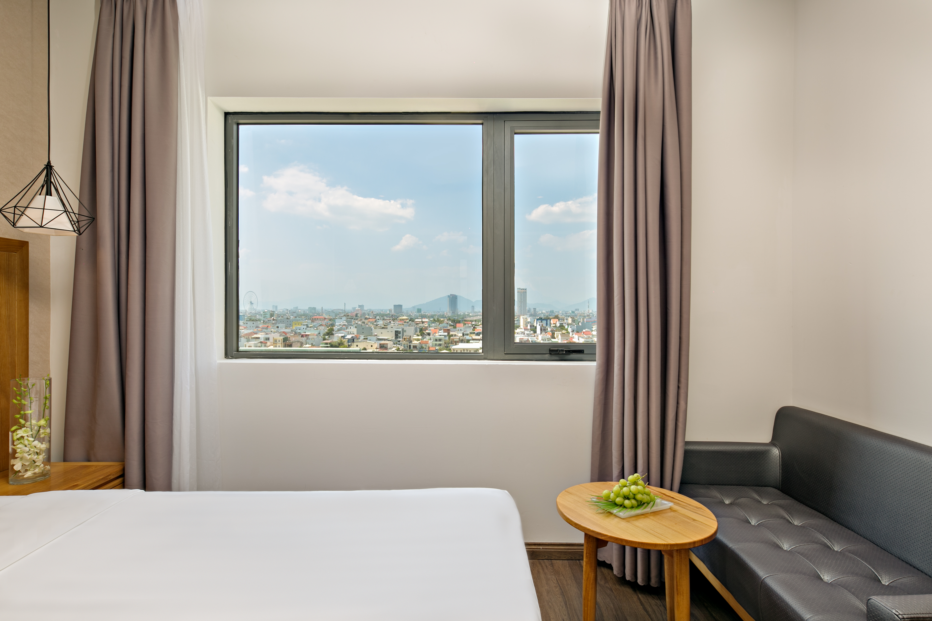 Twin Deluxe City View